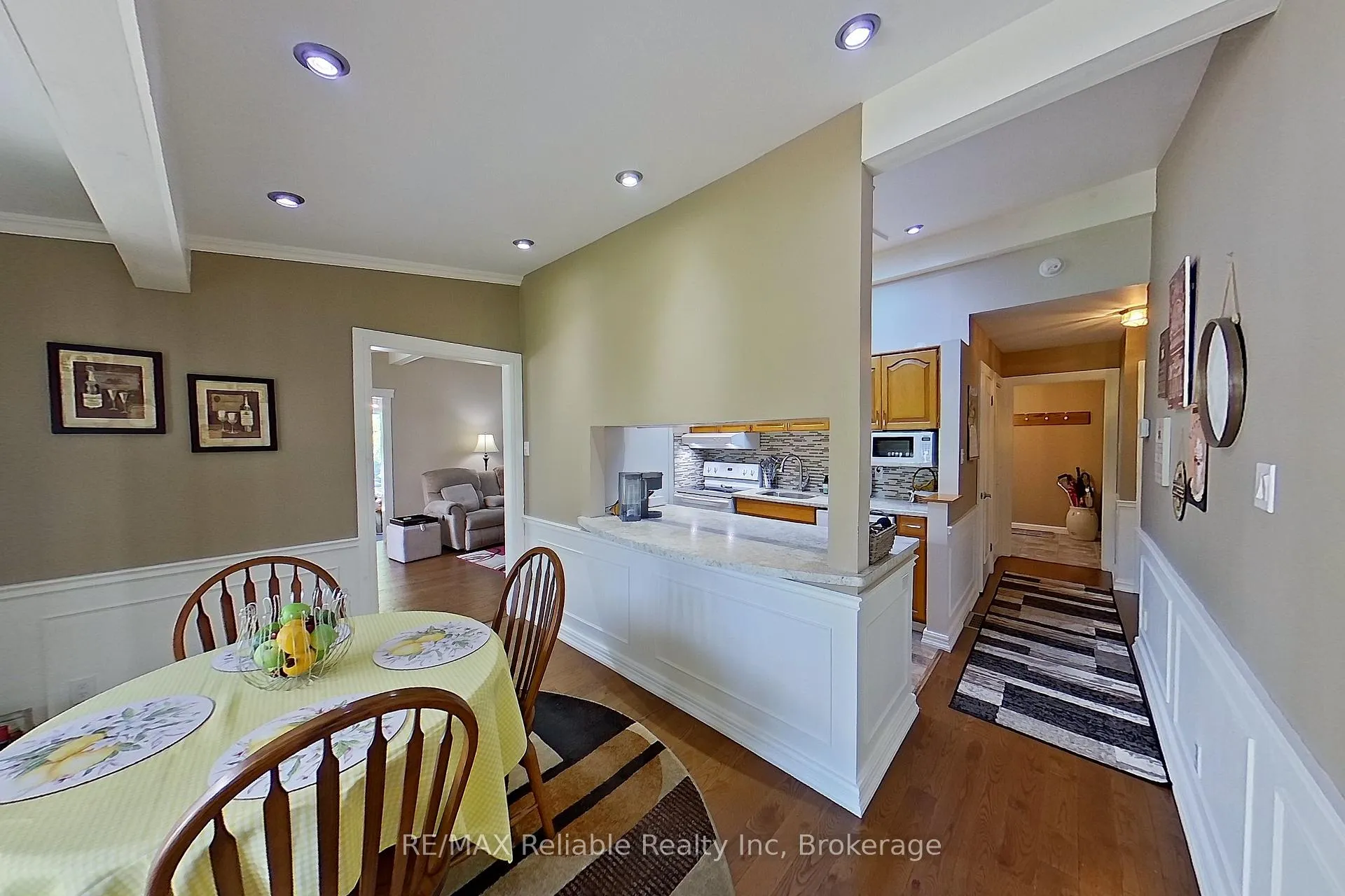 Photo 28 of 12 Victoria Street, Bluewater, Bayfield — HOMEH