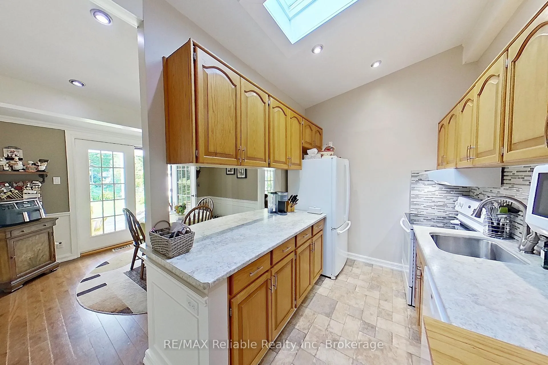 Photo 33 of 12 Victoria Street, Bluewater, Bayfield — HOMEH