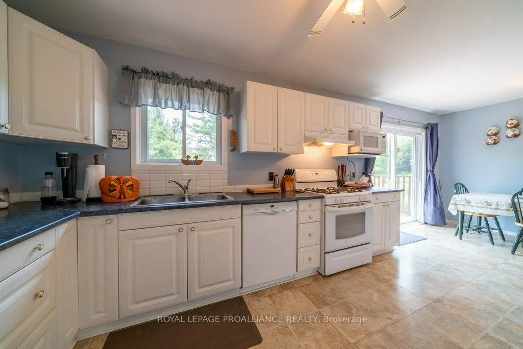 Photo 12 of 6008 Road 506, Frontenac, Frontenac North — HOMEH