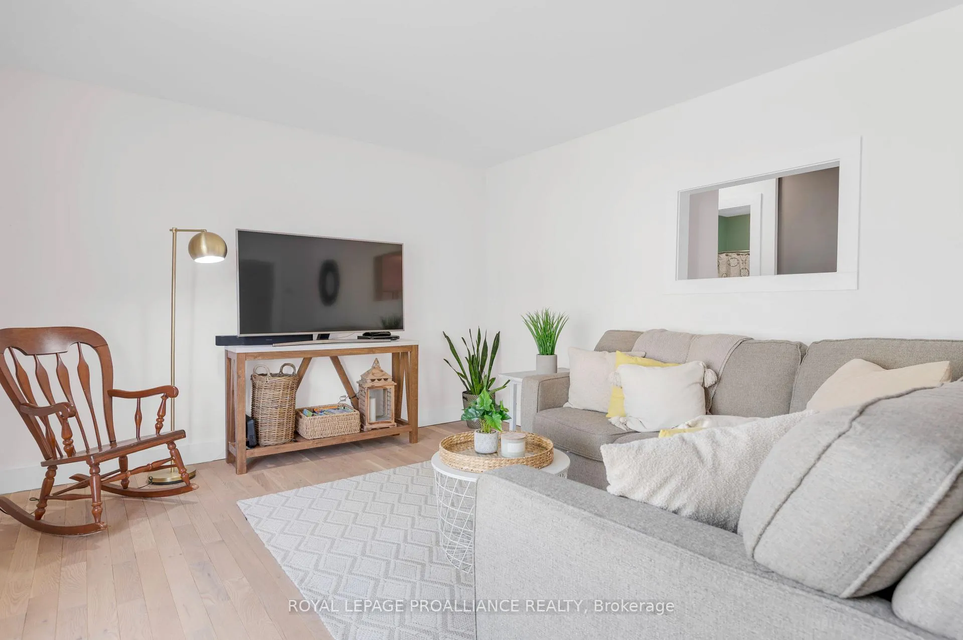 Photo 4 of 538 Metcalf Street, Tweed, Tweed (Village) — HOMEH