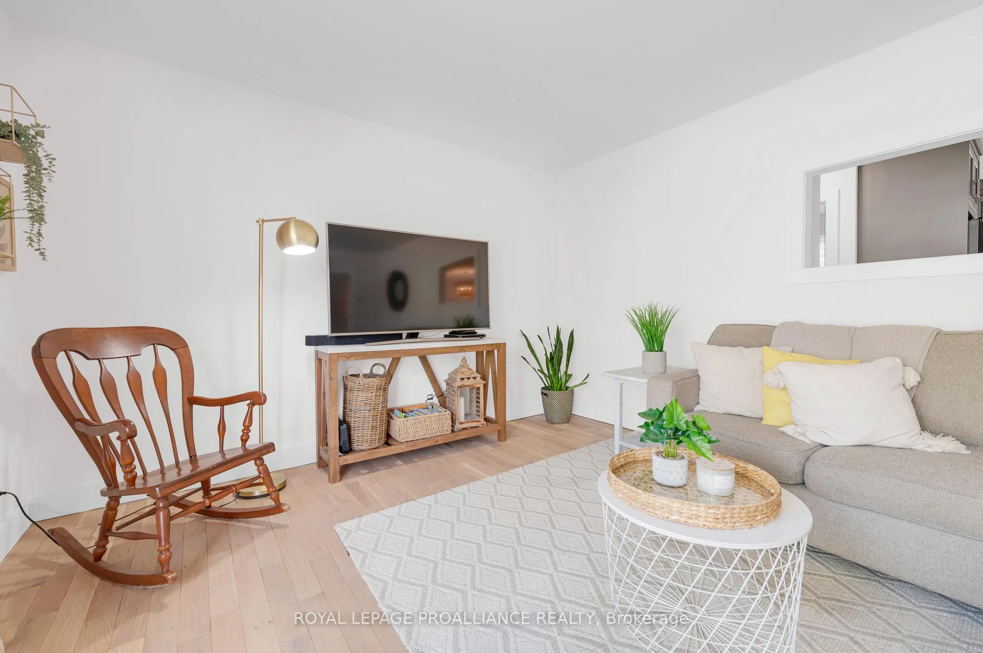 Photo 5 of 538 Metcalf Street, Tweed, Tweed (Village) — HOMEH