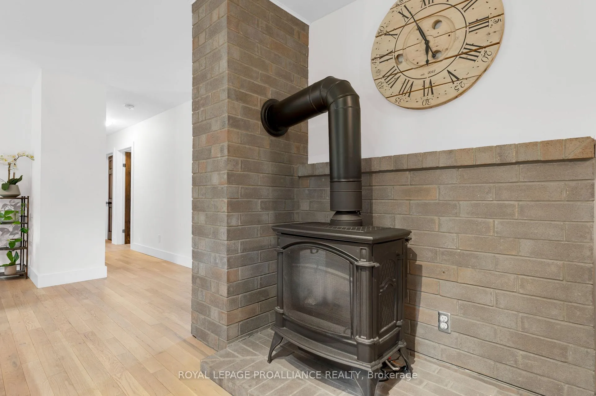 Photo 17 of 538 Metcalf Street, Tweed, Tweed (Village) — HOMEH