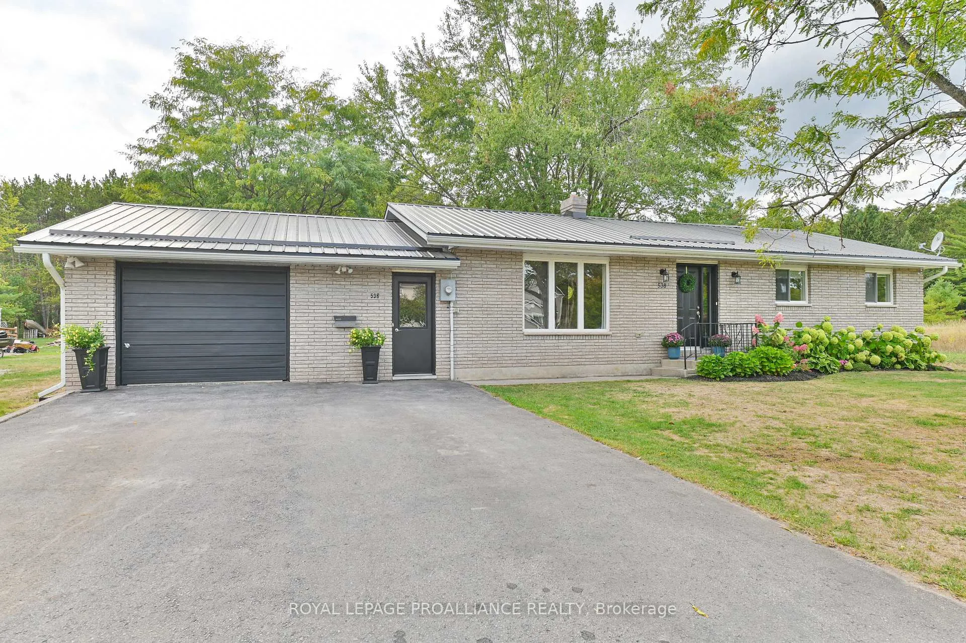Photo 33 of 538 Metcalf Street, Tweed, Tweed (Village) — HOMEH