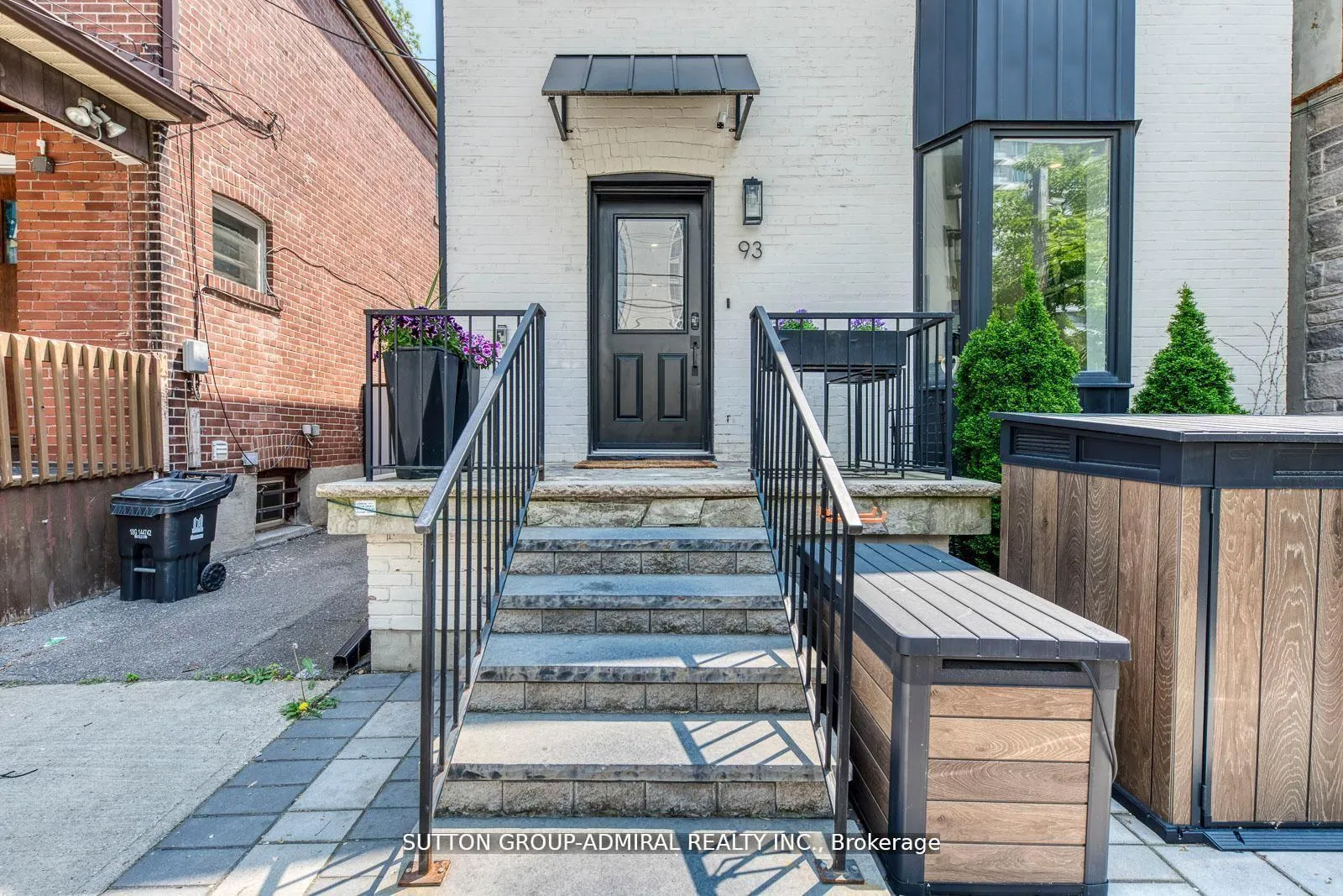 Photo 3 of 93 Soudan Avenue, Toronto, Mount Pleasant West — HOMEH