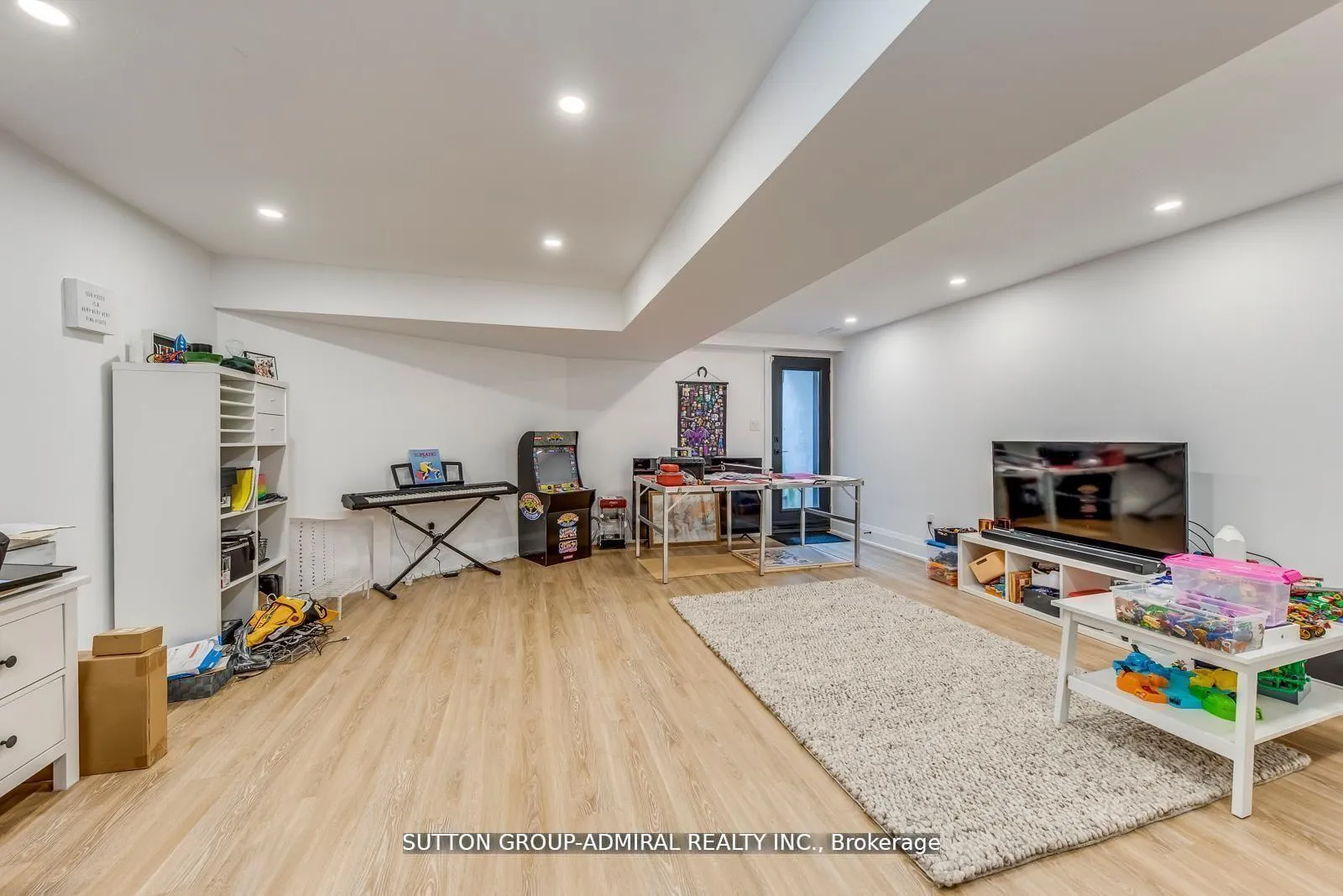 Photo 23 of 93 Soudan Avenue, Toronto, Mount Pleasant West — HOMEH