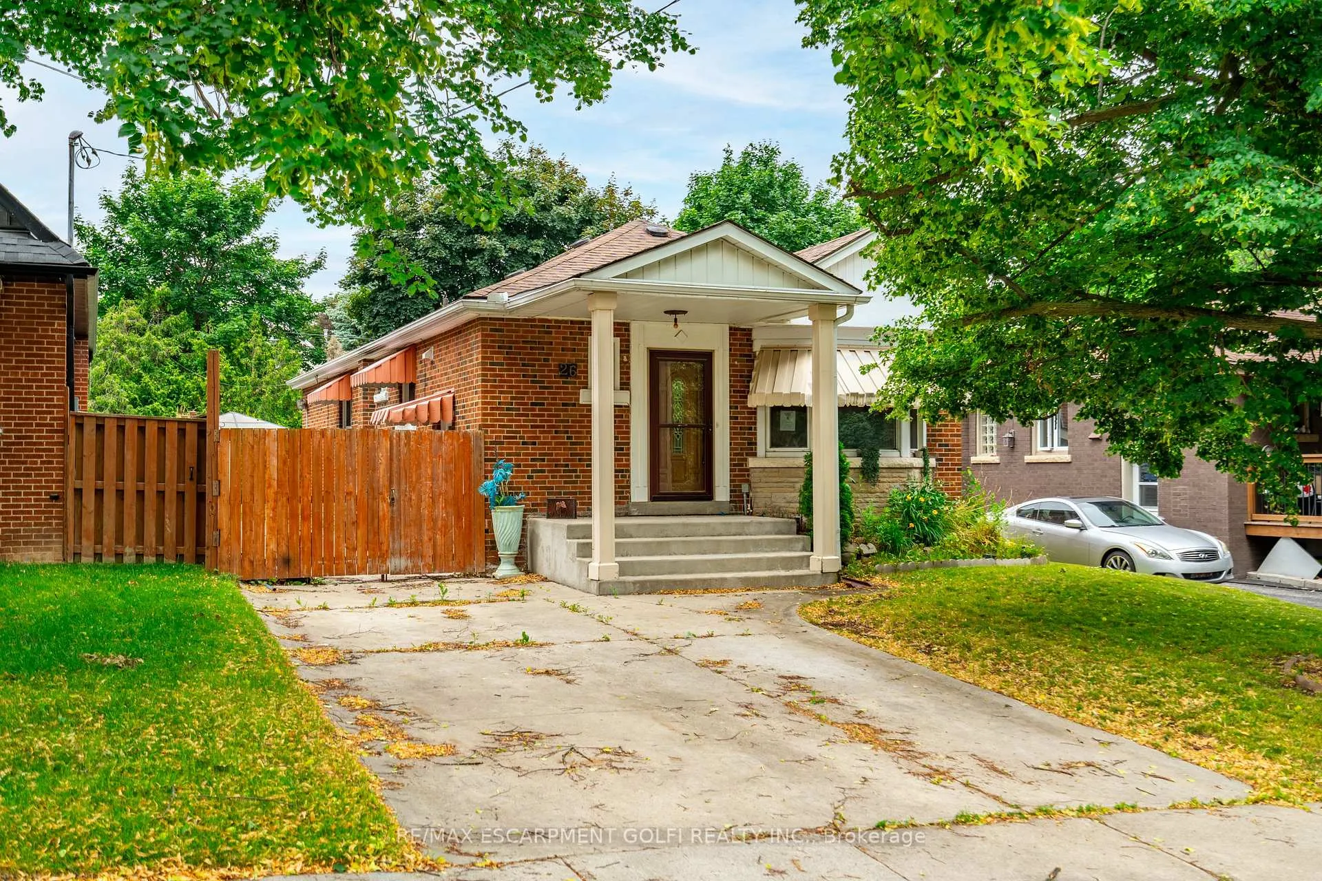 Front of 26 Martin Road