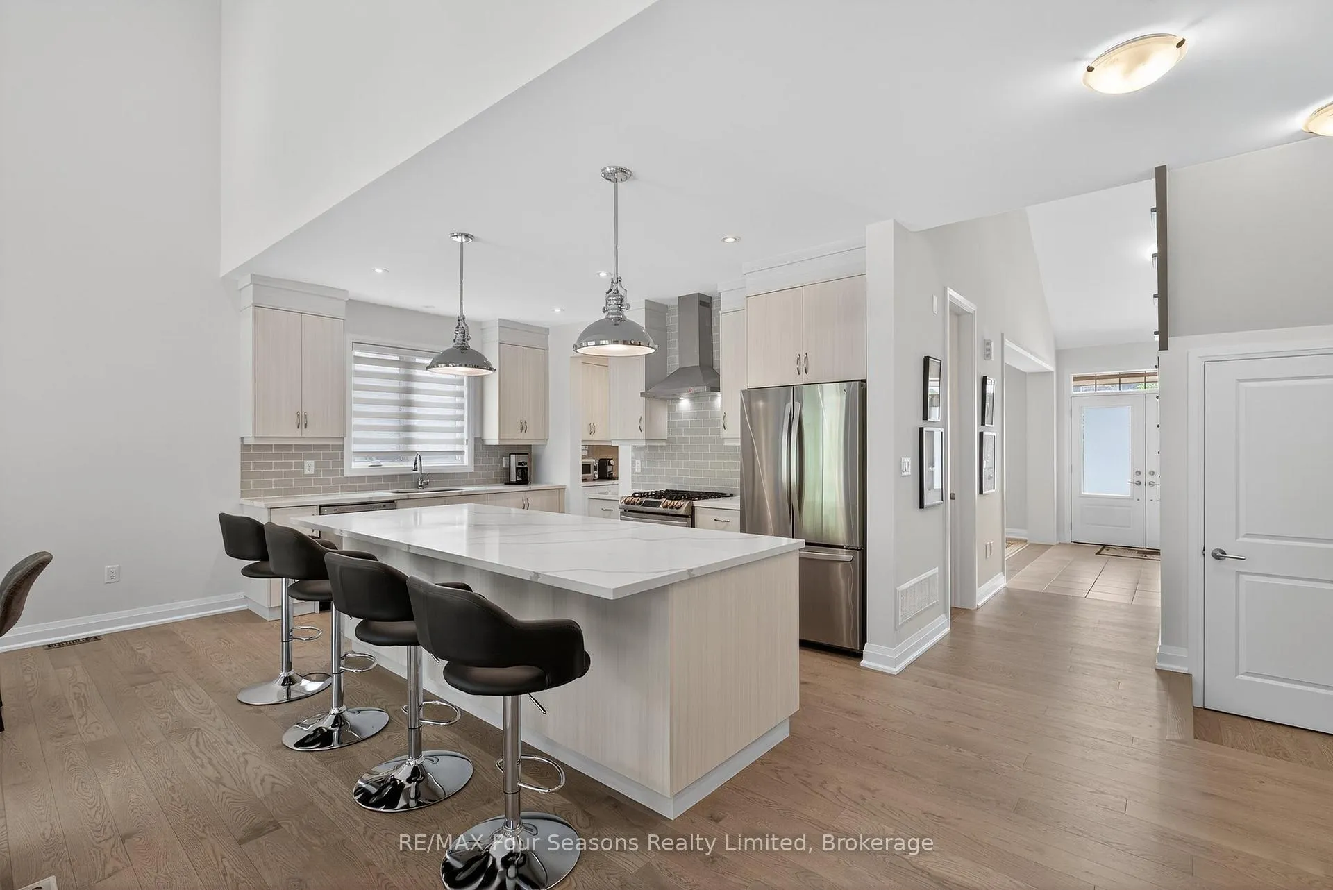 Photo 11 of 116 Springside Crescent, Blue Mountains — HOMEH