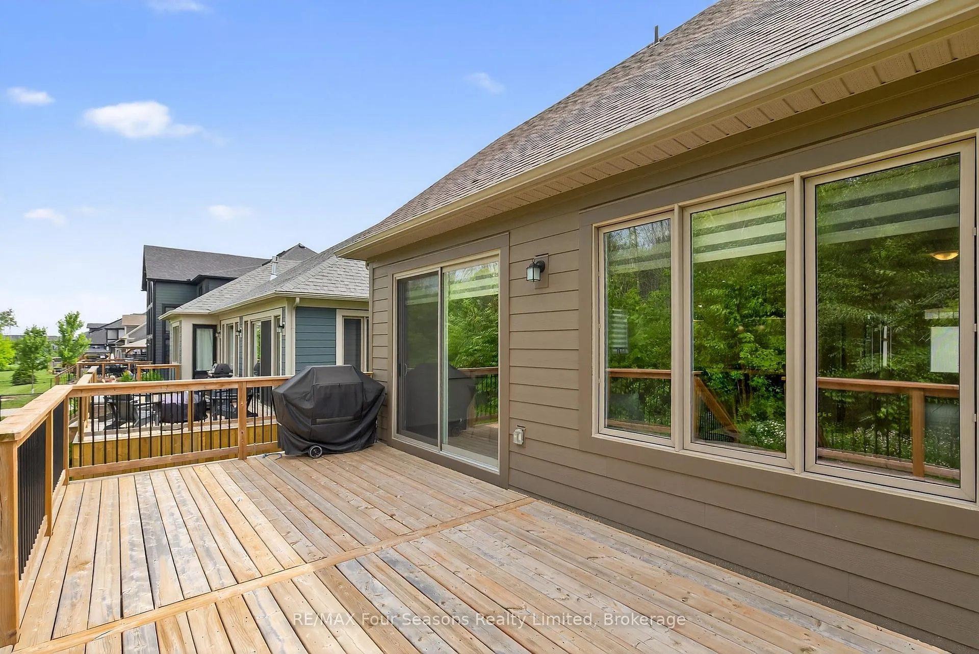 Photo 22 of 116 Springside Crescent, Blue Mountains — HOMEH