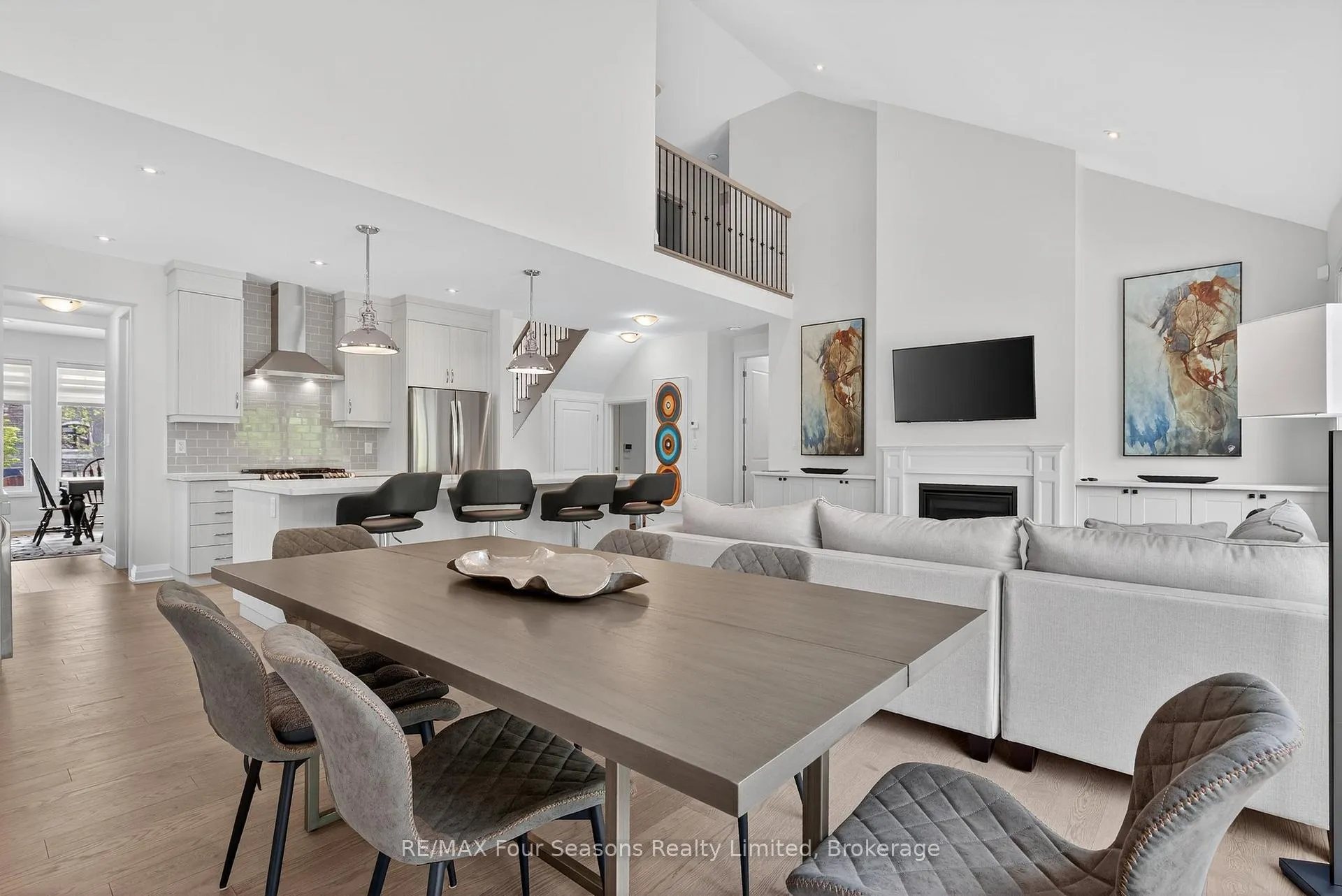 Photo 23 of 116 Springside Crescent, Blue Mountains — HOMEH