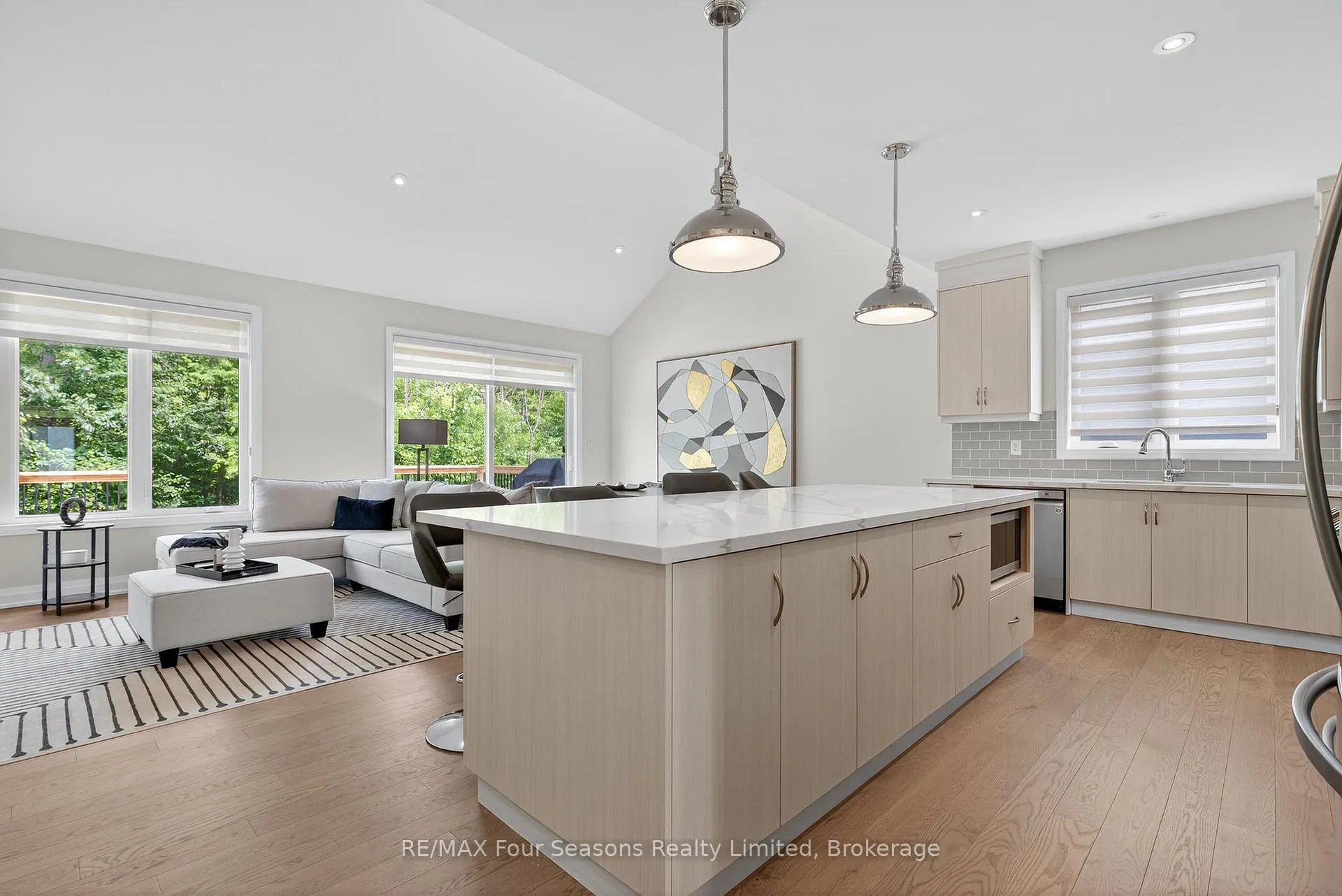 Photo 24 of 116 Springside Crescent, Blue Mountains — HOMEH
