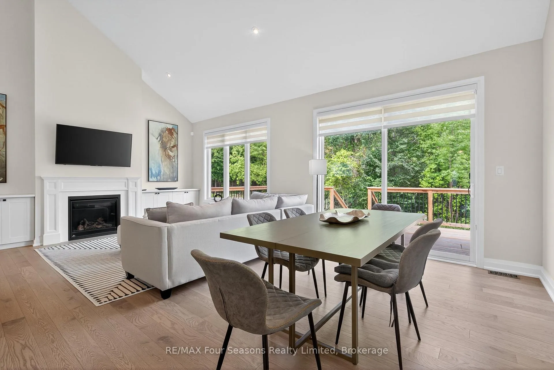 Photo 25 of 116 Springside Crescent, Blue Mountains — HOMEH