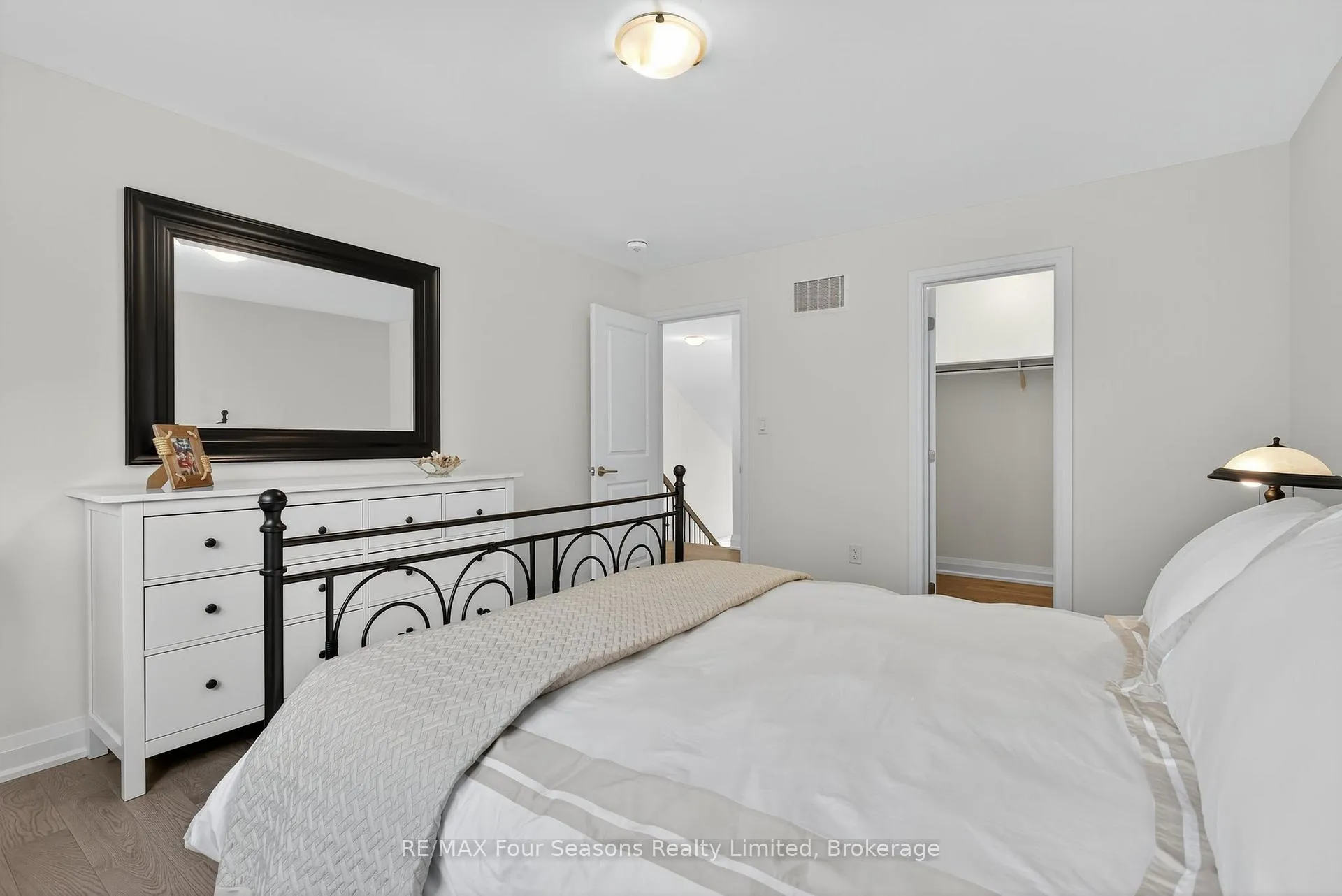 Photo 37 of 116 Springside Crescent, Blue Mountains — HOMEH