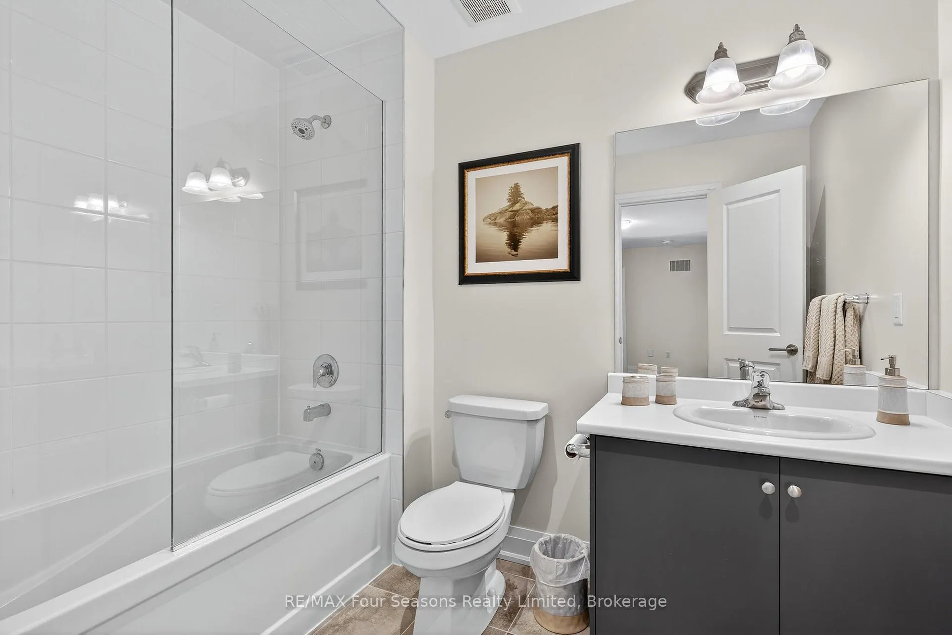 Photo 40 of 116 Springside Crescent, Blue Mountains — HOMEH