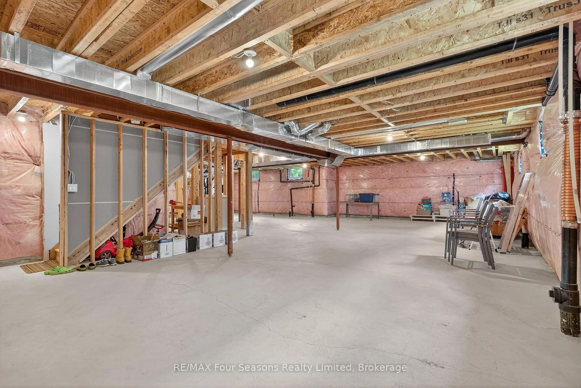 Photo 41 of 116 Springside Crescent, Blue Mountains — HOMEH