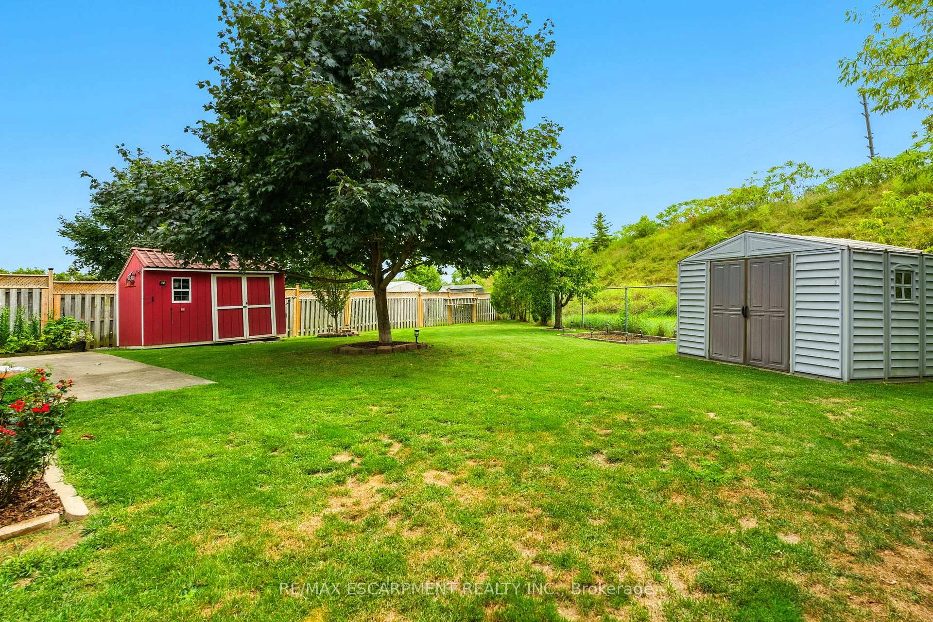 Photo 35 of 2194 Silverbirch Court, Burlington, Headon — HOMEH