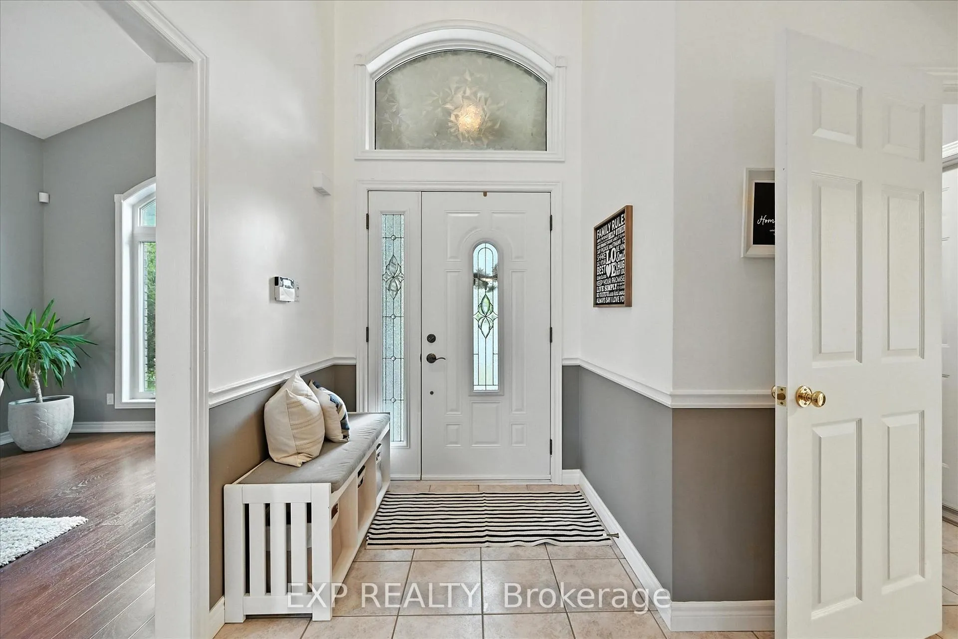Photo 3 of 30 Baker Road S, Grimsby, Grimsby East — HOMEH