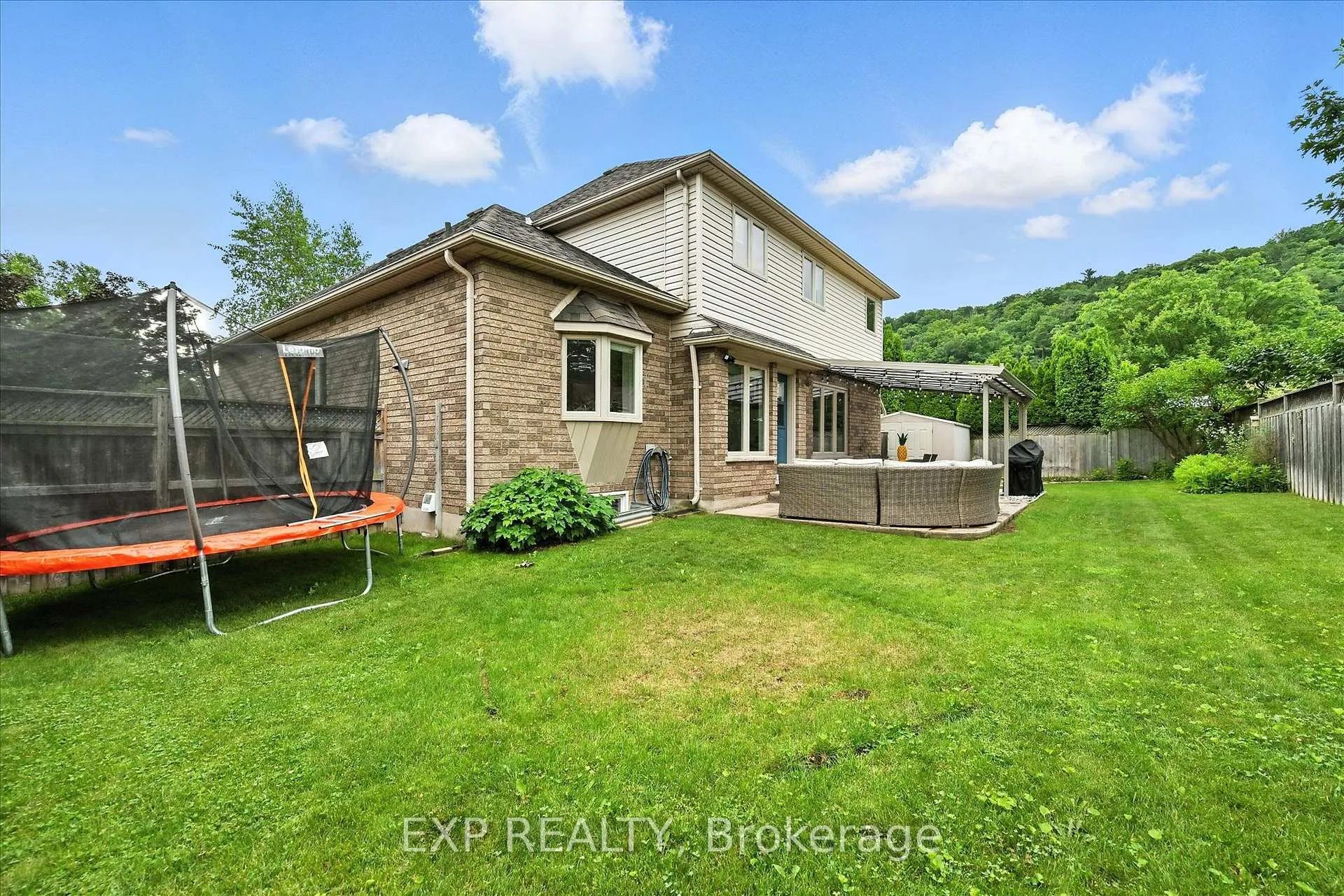 Photo 41 of 30 Baker Road S, Grimsby, Grimsby East — HOMEH