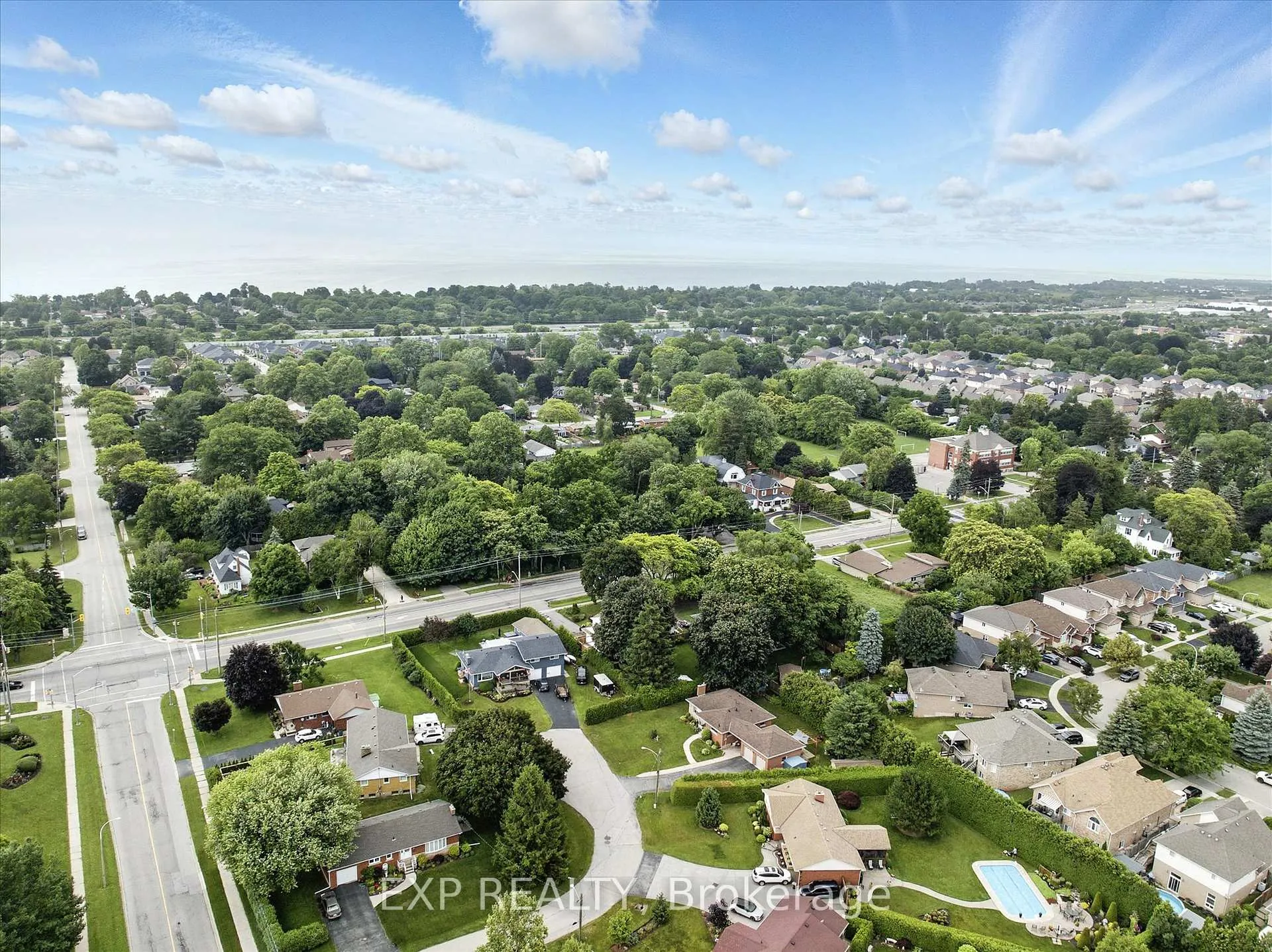 Photo 46 of 30 Baker Road S, Grimsby, Grimsby East — HOMEH