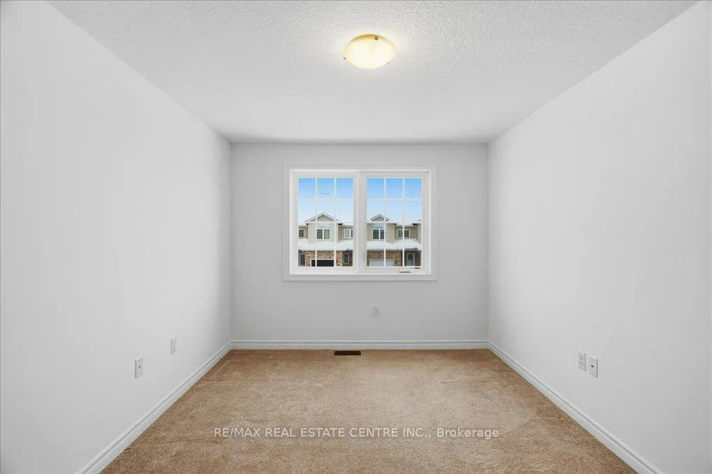 Photo 668 of 100 Mussen Street, Guelph, Victoria North — HOMEH