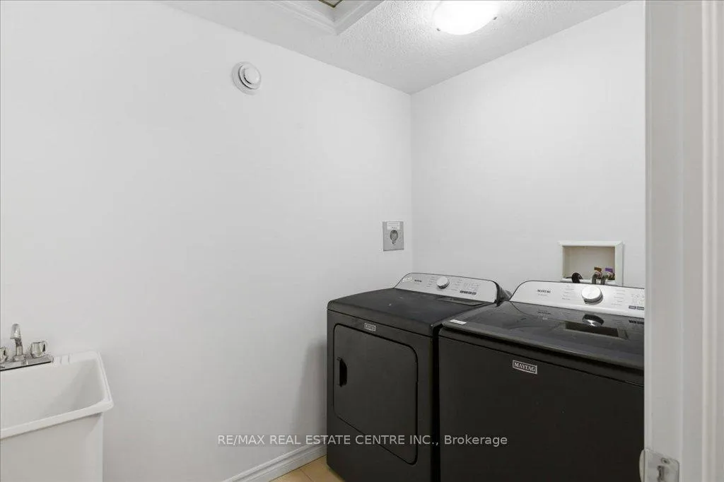 Photo 792 of 100 Mussen Street, Guelph, Victoria North — HOMEH