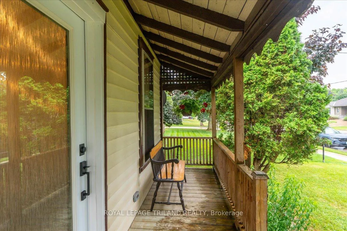 Photo 4 of 31 Carrall Street, St. Marys — HOMEH