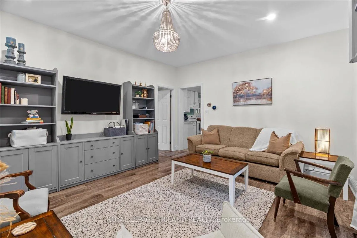 Photo 7 of 31 Carrall Street, St. Marys — HOMEH