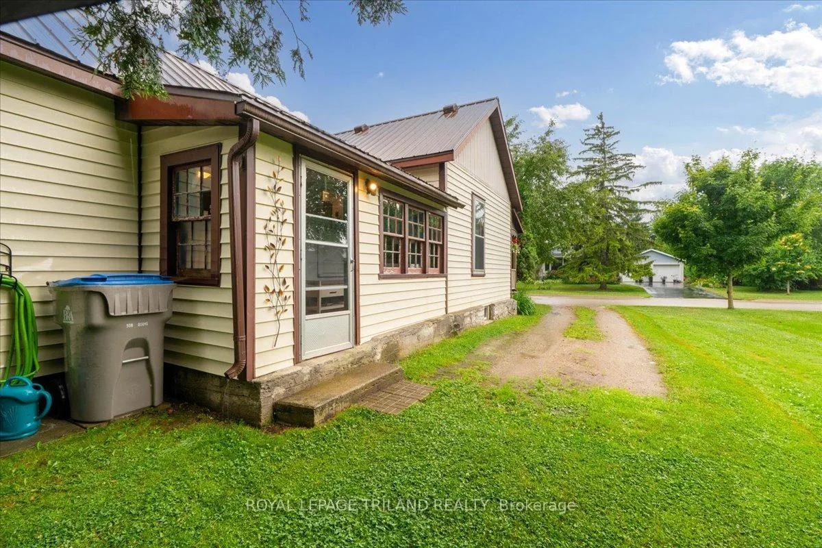Photo 27 of 31 Carrall Street, St. Marys — HOMEH