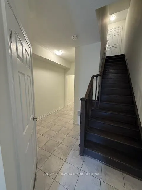 Photo 6 of Unit 402, 1034 Reflection Place, Pickering, Rural Pickering — HOMEH