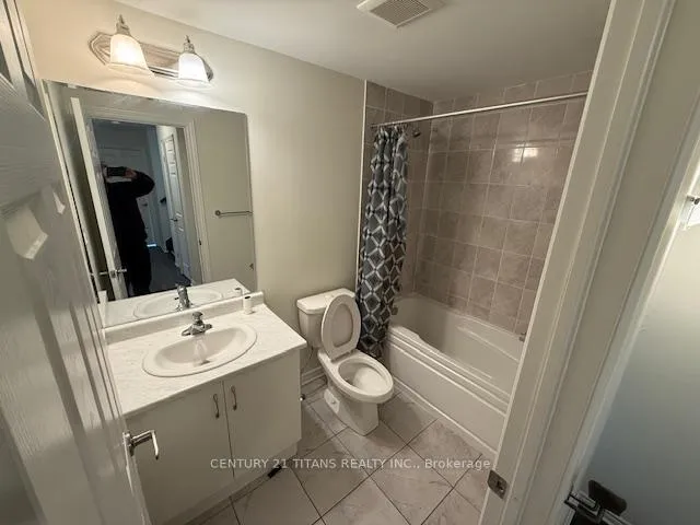Photo 21 of Unit 402, 1034 Reflection Place, Pickering, Rural Pickering — HOMEH