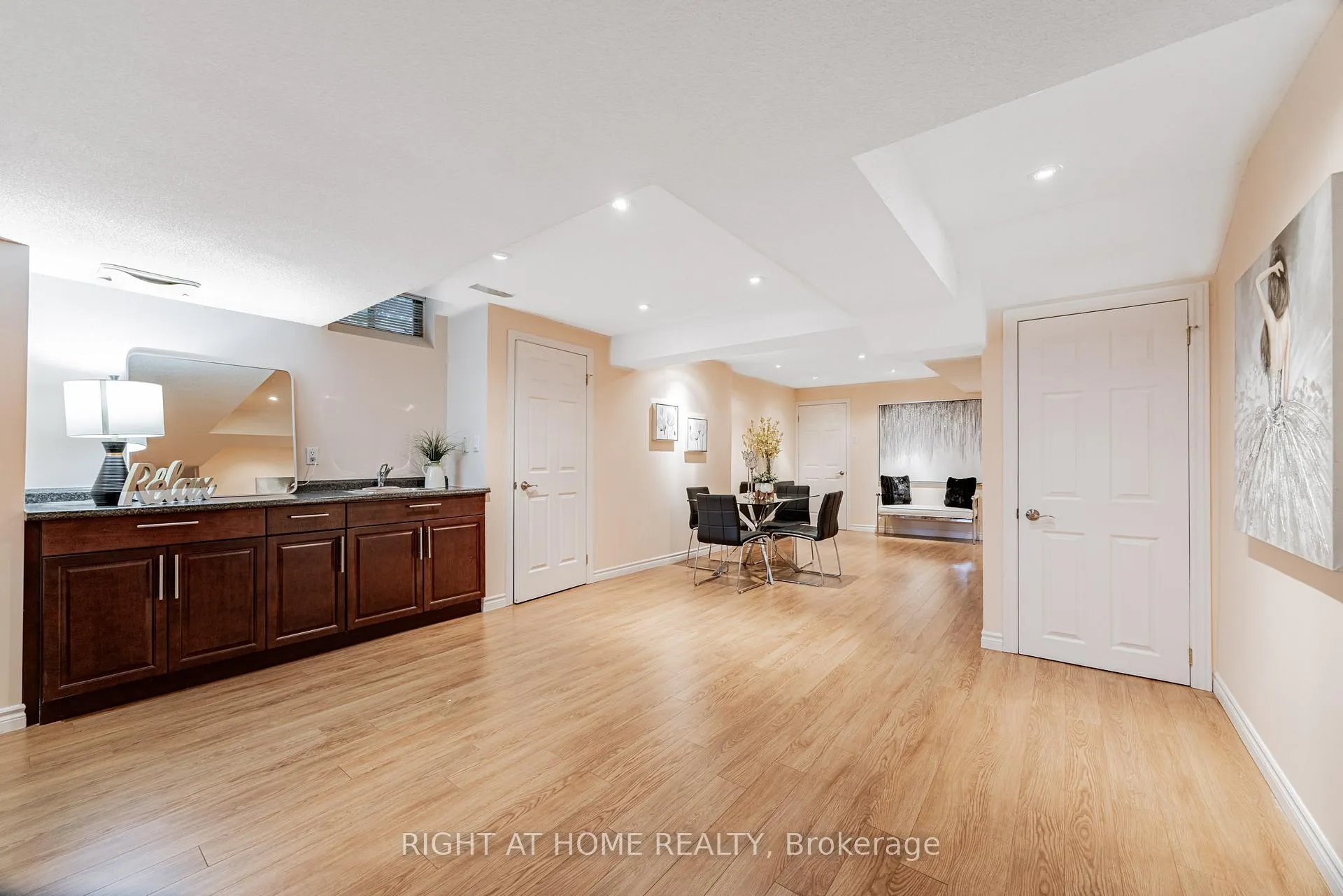 Photo 34 of 122 Annina Crescent, Markham, Village Green-South Unionville — HOMEH