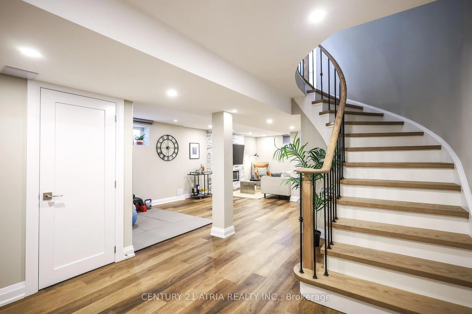 Photo 31 of 36 Dorothy Britton Drive, Markham, Middlefield — HOMEH