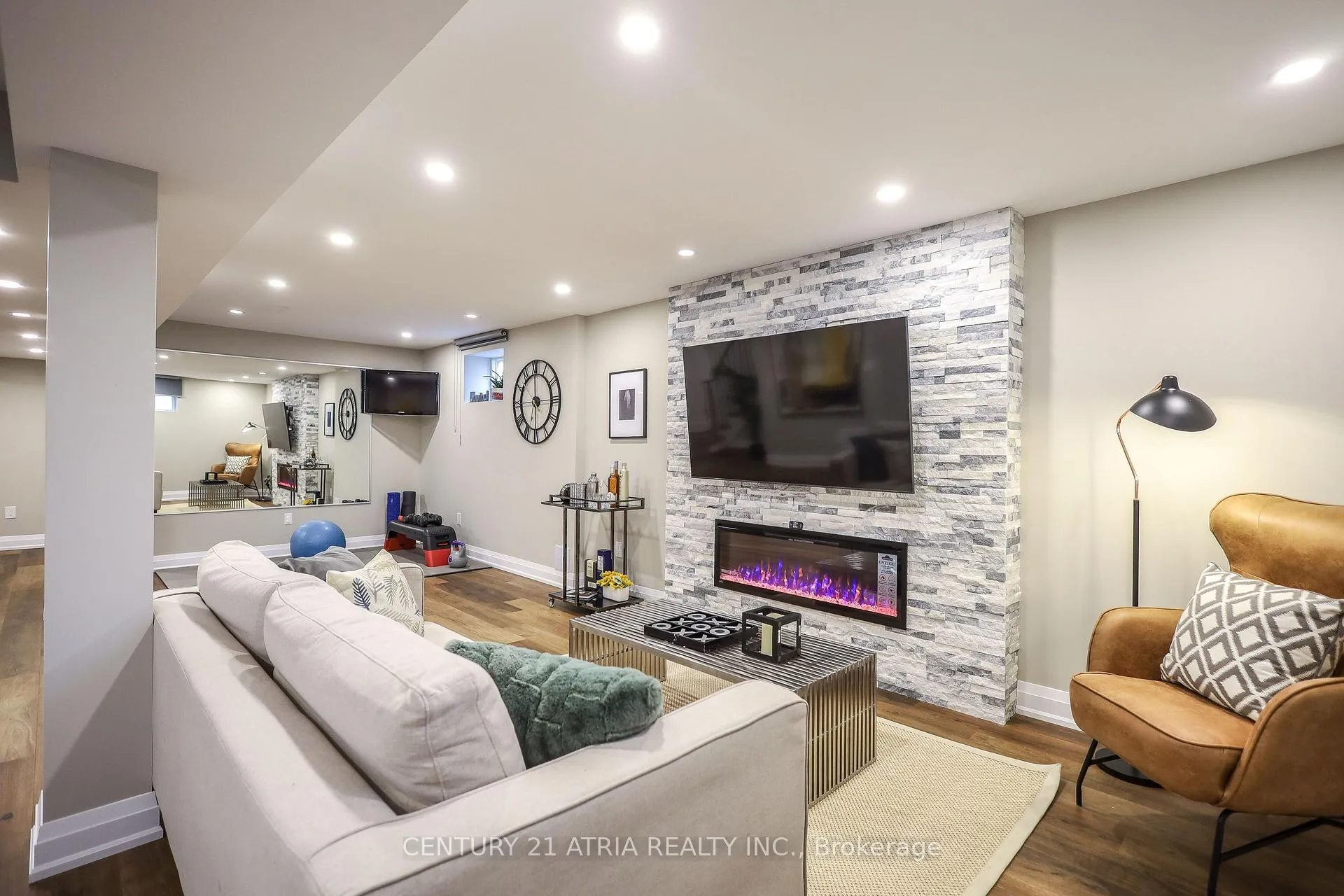 Photo 33 of 36 Dorothy Britton Drive, Markham, Middlefield — HOMEH
