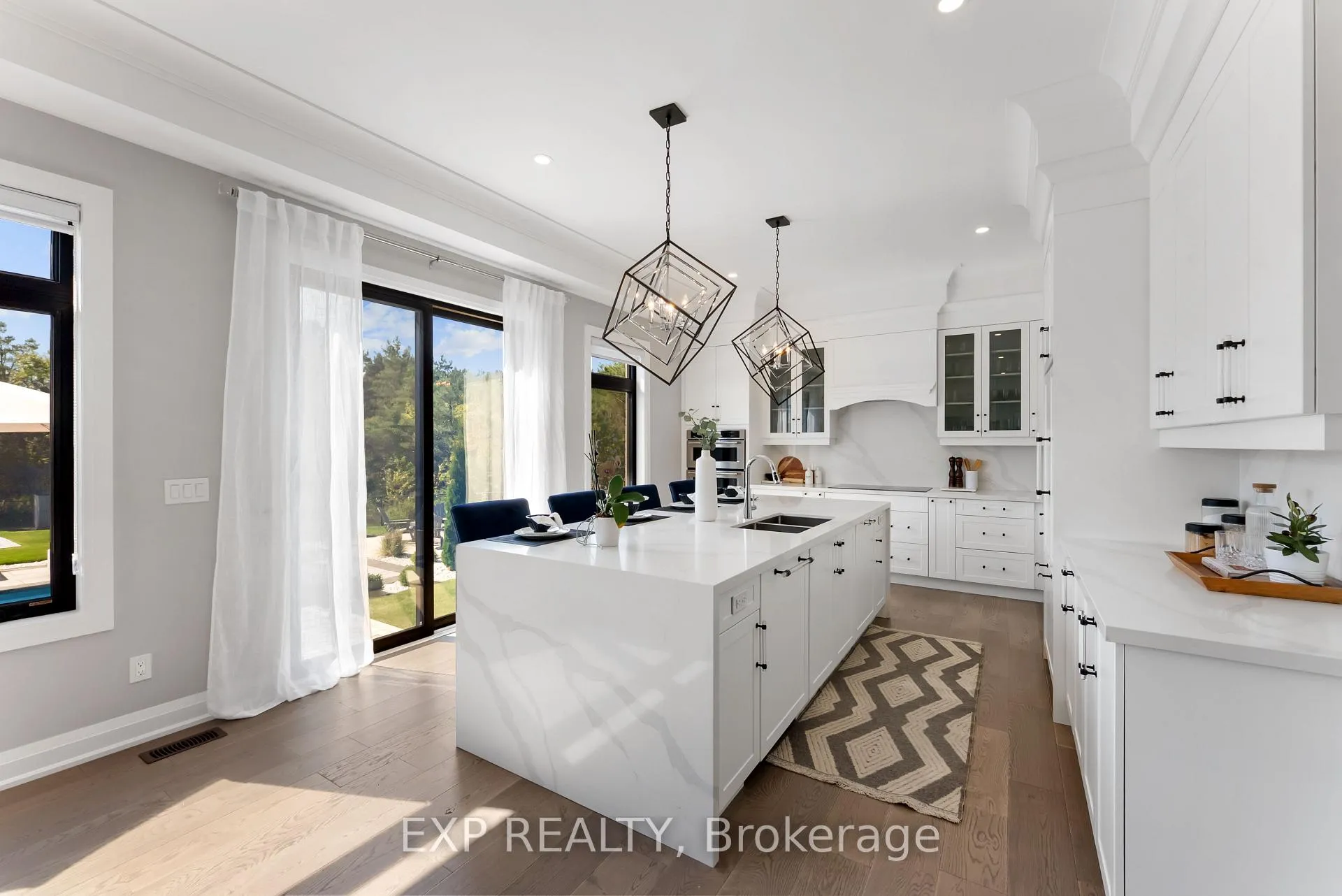 Photo 10 of 63 Charles Tilley Crescent, Clarington, Rural Clarington — HOMEH