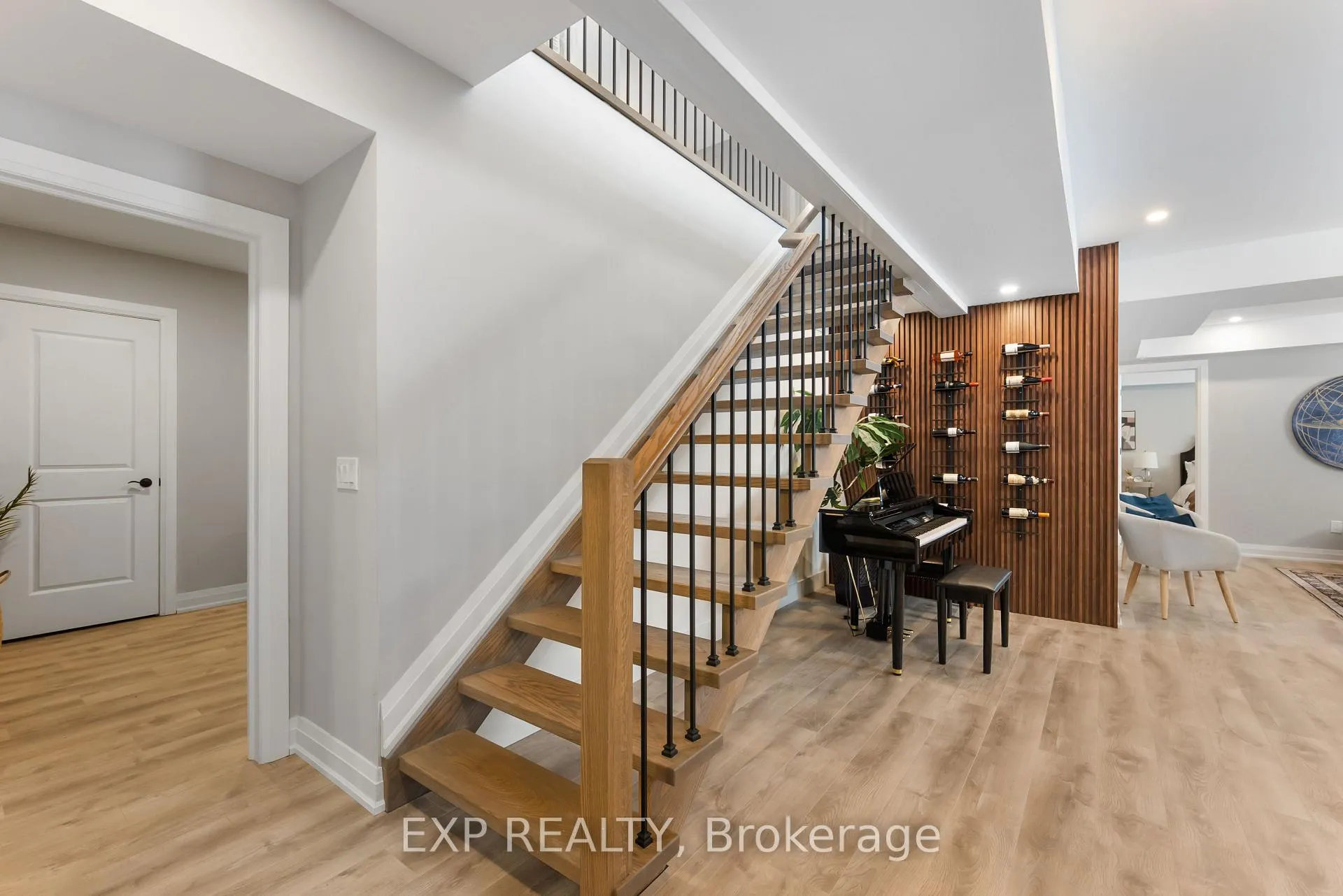 Photo 29 of 63 Charles Tilley Crescent, Clarington, Rural Clarington — HOMEH