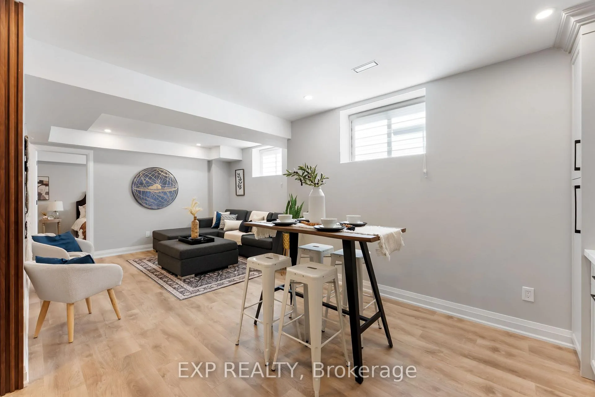 Photo 31 of 63 Charles Tilley Crescent, Clarington, Rural Clarington — HOMEH
