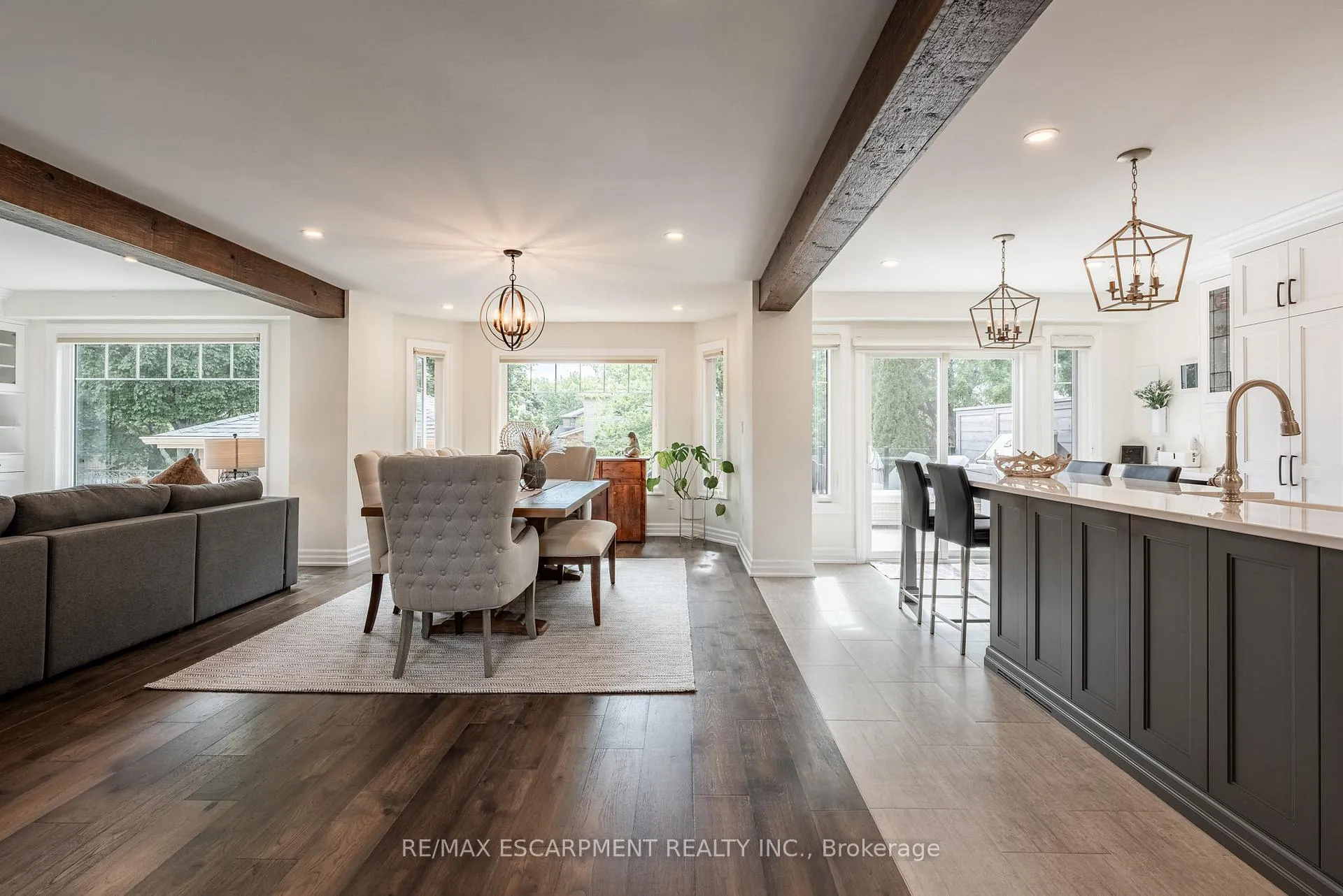 Photo 10 of 2130 Winding Way, Burlington, Headon — HOMEH
