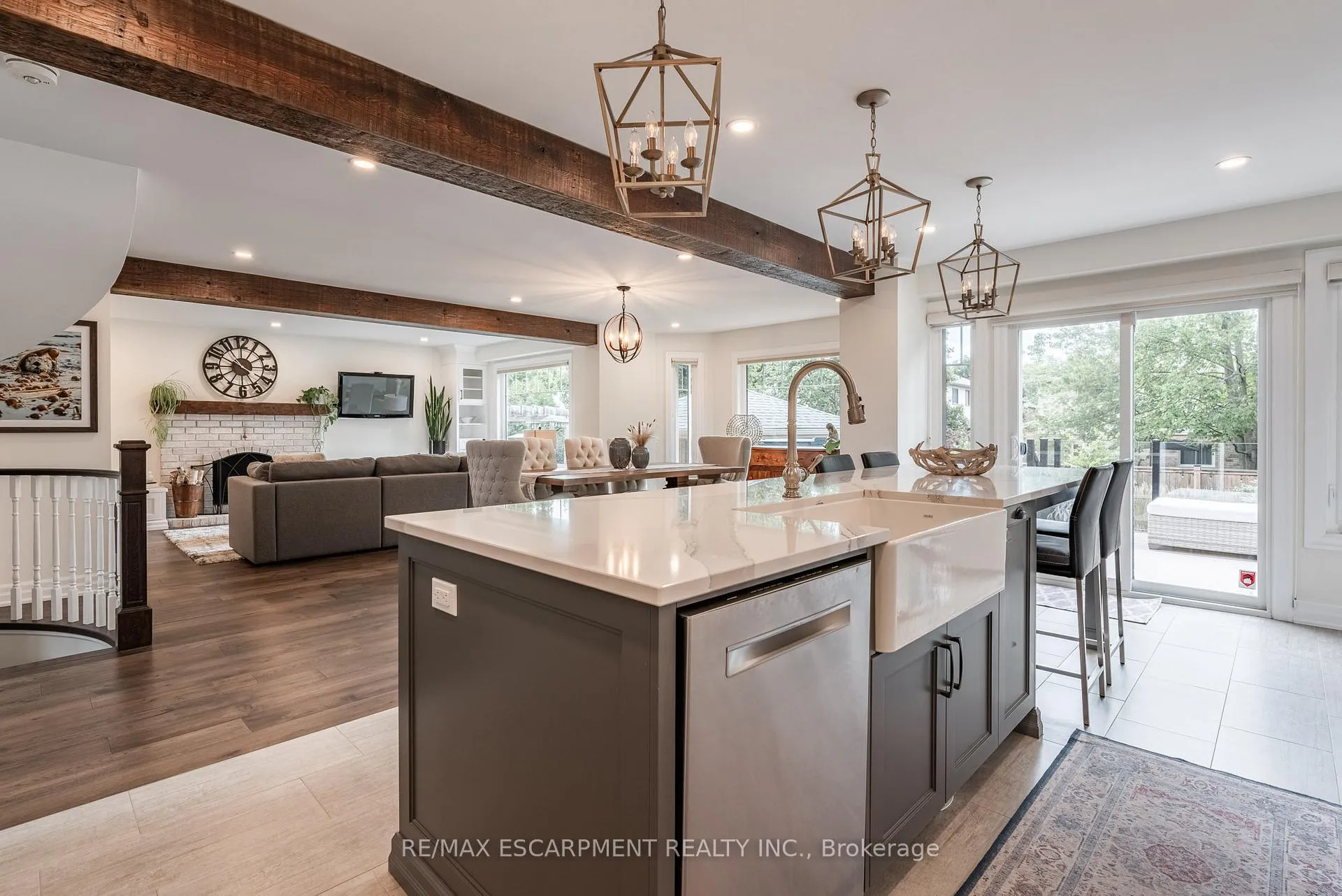 Photo 16 of 2130 Winding Way, Burlington, Headon — HOMEH