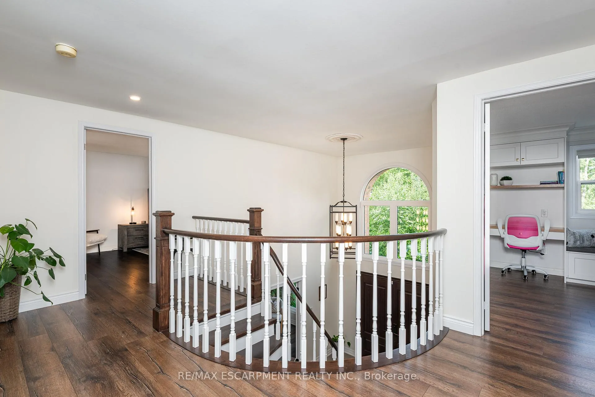 Photo 21 of 2130 Winding Way, Burlington, Headon — HOMEH