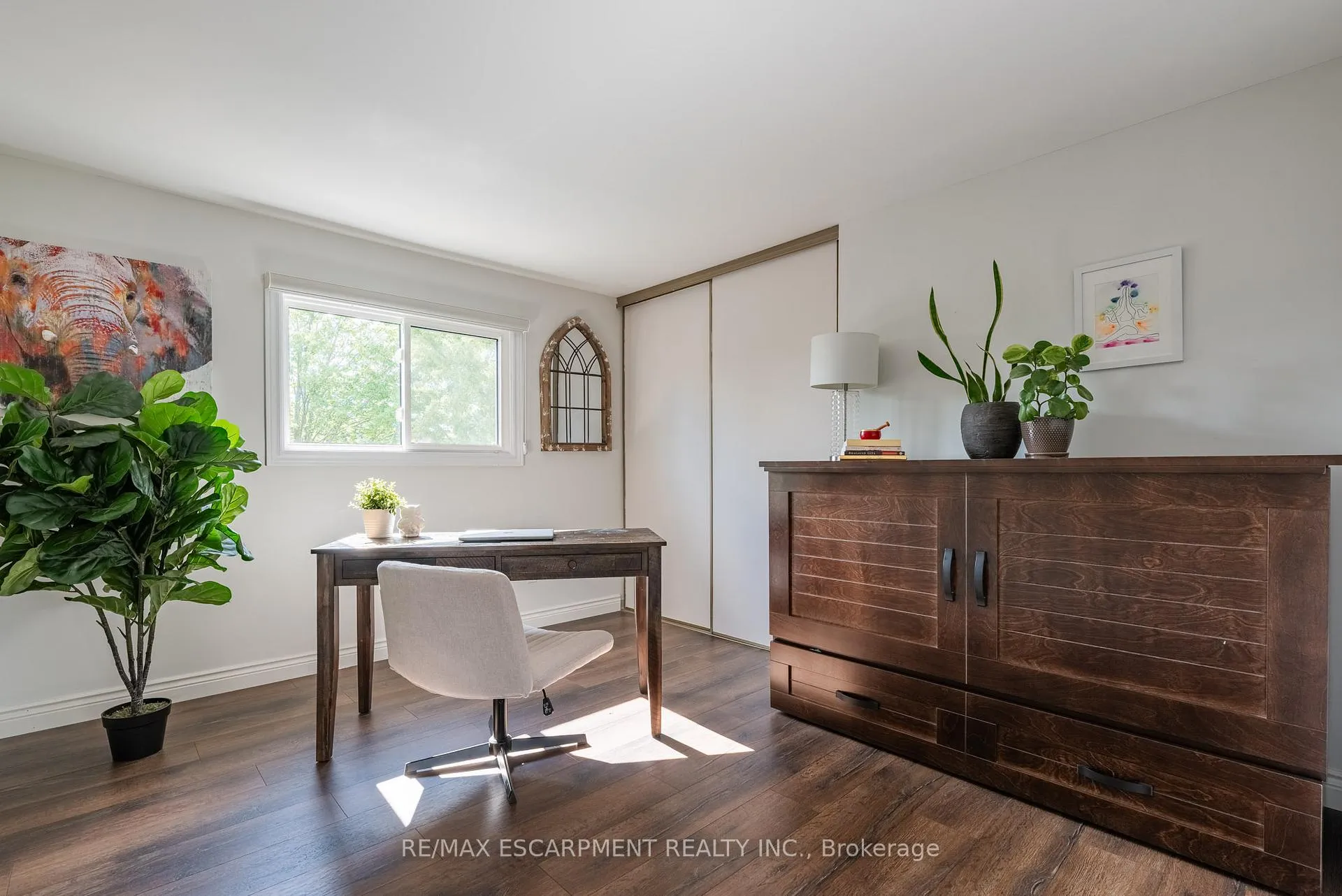 Photo 25 of 2130 Winding Way, Burlington, Headon — HOMEH