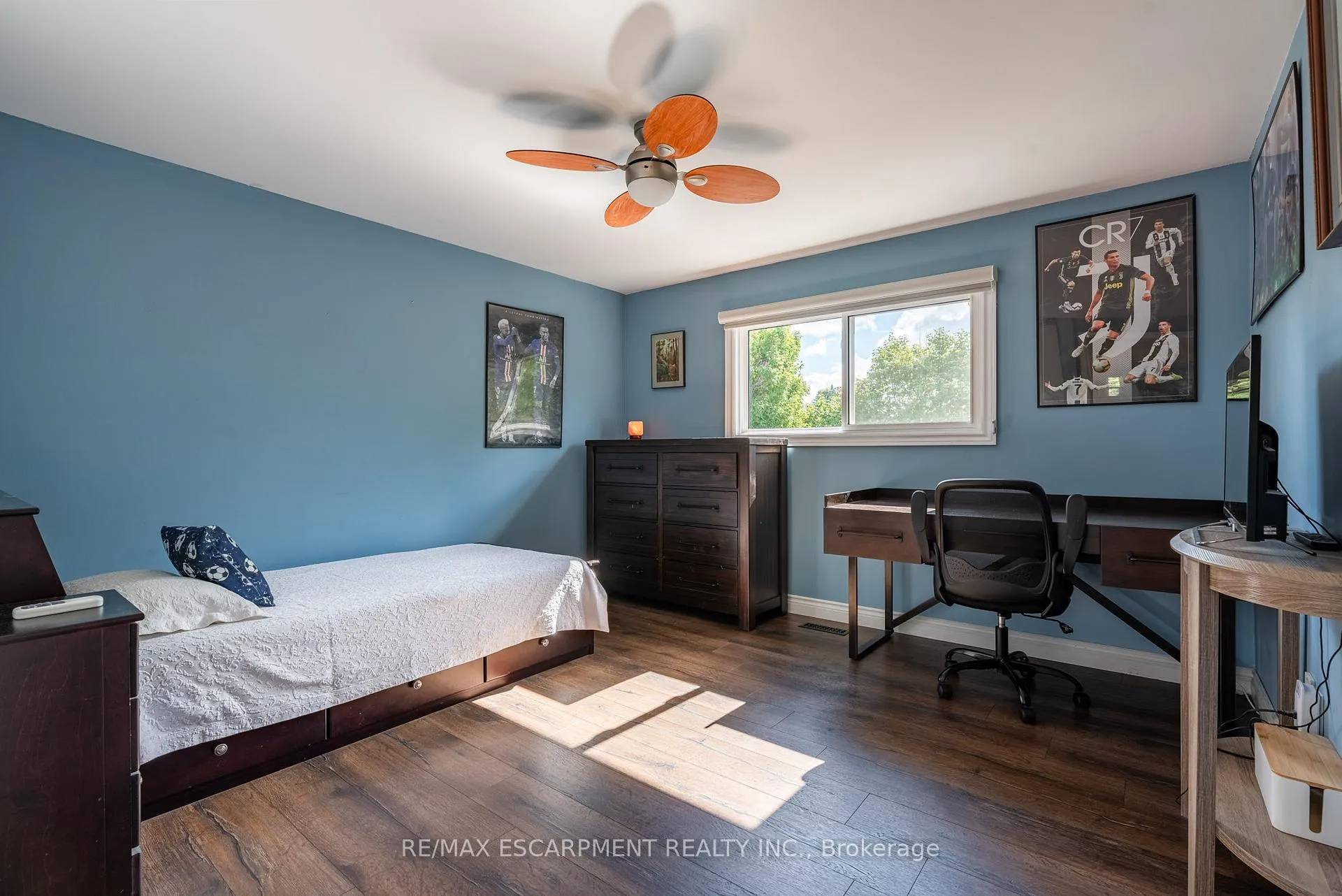Photo 27 of 2130 Winding Way, Burlington, Headon — HOMEH