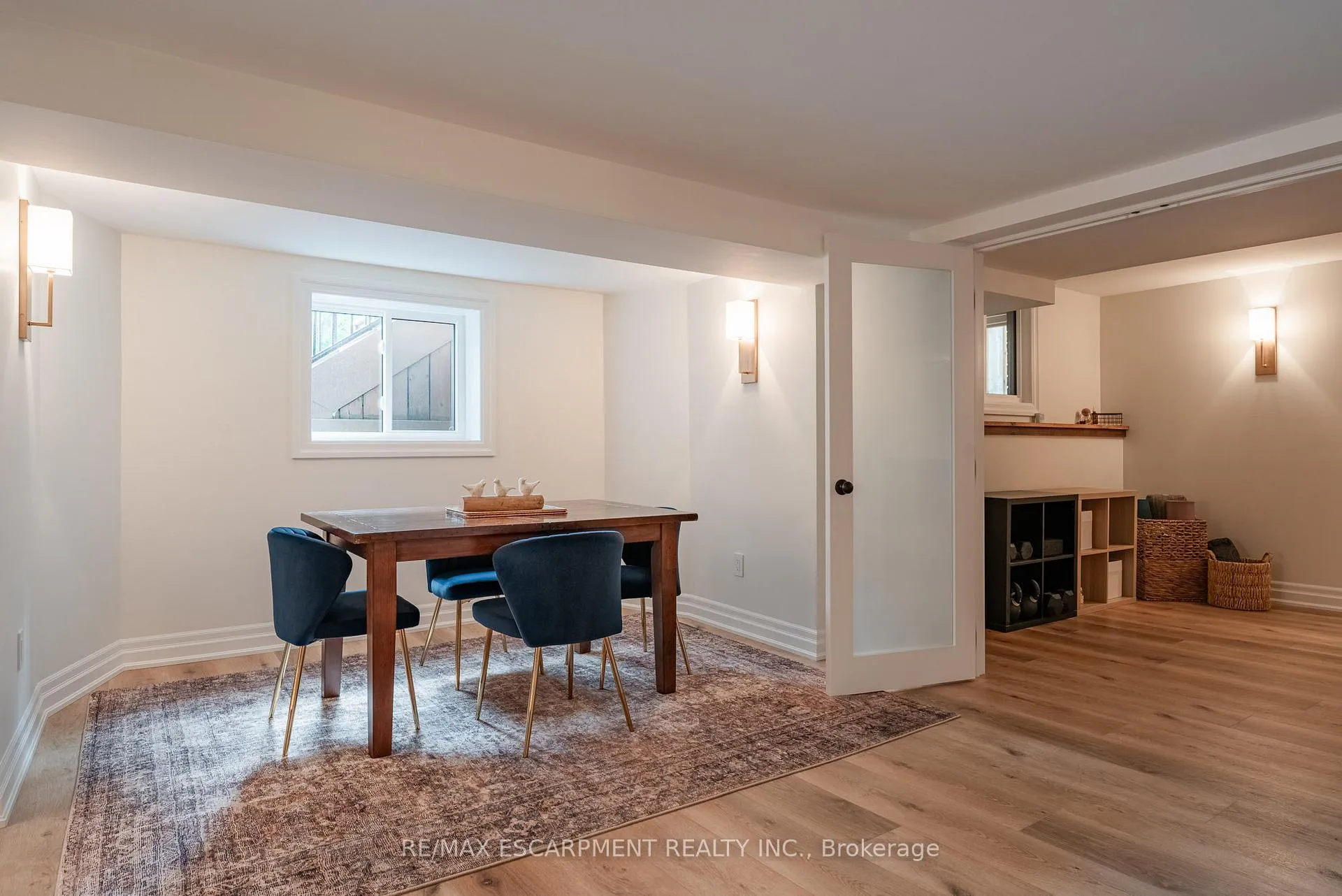 Photo 32 of 2130 Winding Way, Burlington, Headon — HOMEH