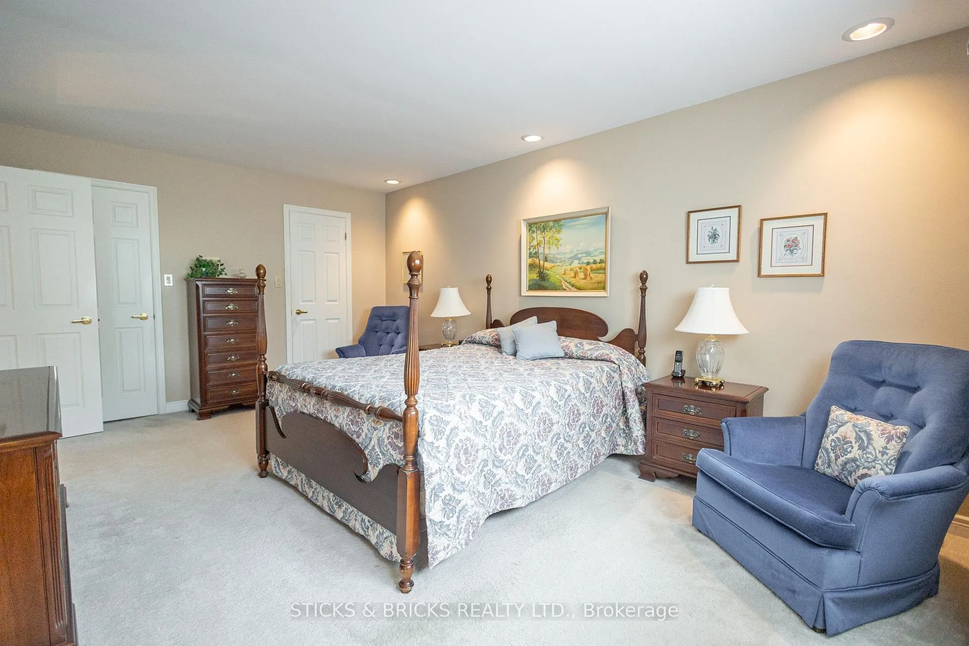 Photo 17 of 6032 Mountaingate Drive, Niagara Falls, Church's Lane — HOMEH