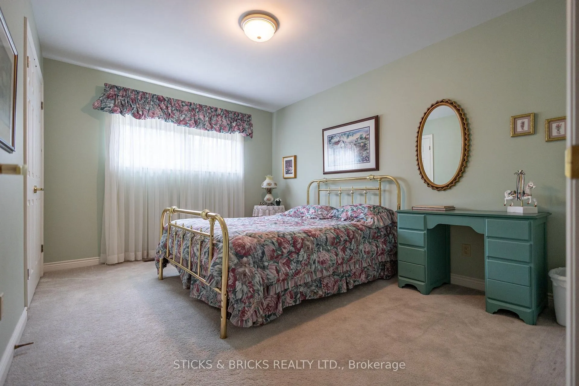Photo 25 of 6032 Mountaingate Drive, Niagara Falls, Church's Lane — HOMEH