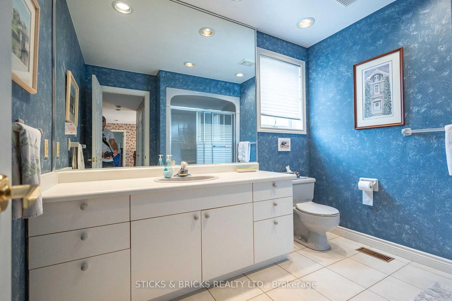 Photo 27 of 6032 Mountaingate Drive, Niagara Falls, Church's Lane — HOMEH