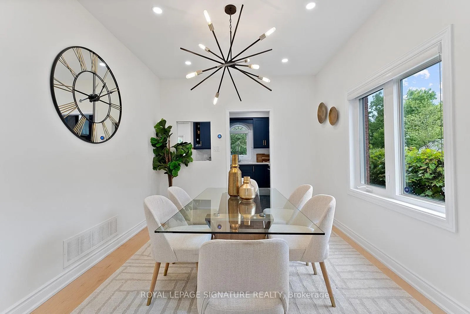 Photo 9 of 35 Mallory Avenue, Markham, Milliken Mills East — HOMEH