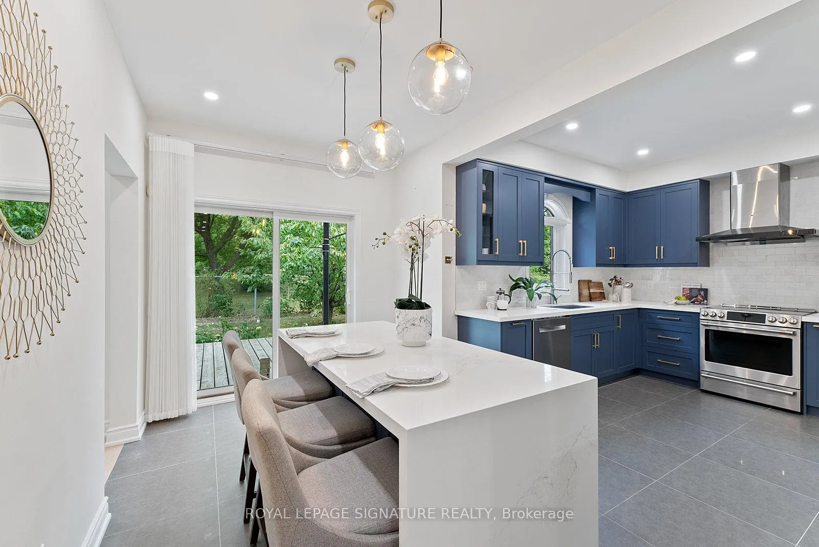 Photo 11 of 35 Mallory Avenue, Markham, Milliken Mills East — HOMEH