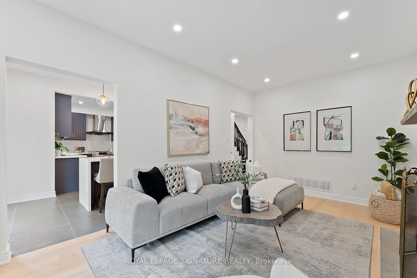 Photo 15 of 35 Mallory Avenue, Markham, Milliken Mills East — HOMEH