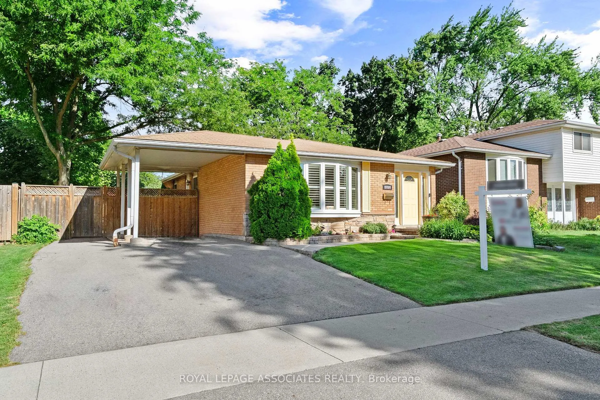 Photo 1 of 5285 Cindy Lane, Burlington, Appleby — HOMEH