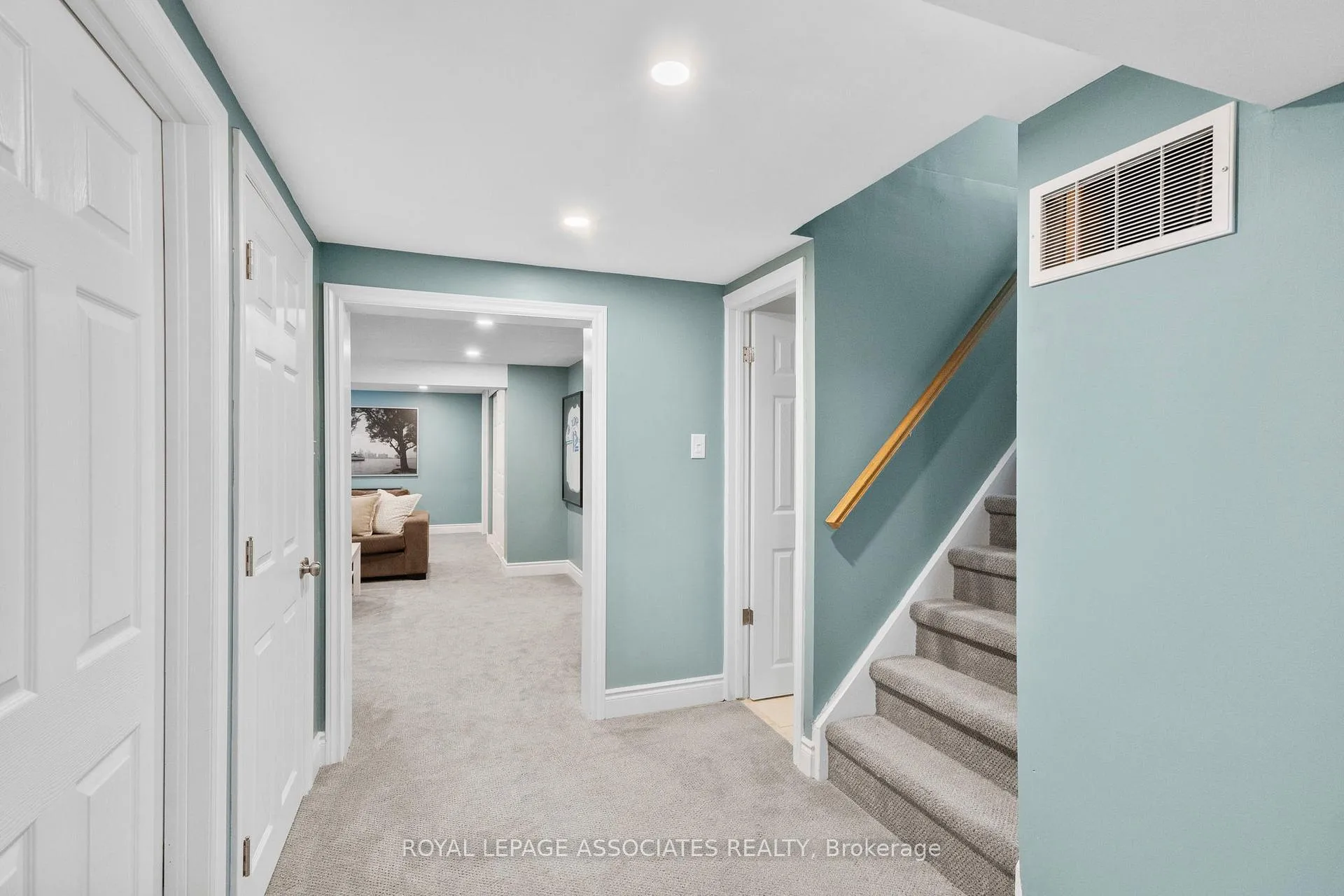 Photo 32 of 5285 Cindy Lane, Burlington, Appleby — HOMEH