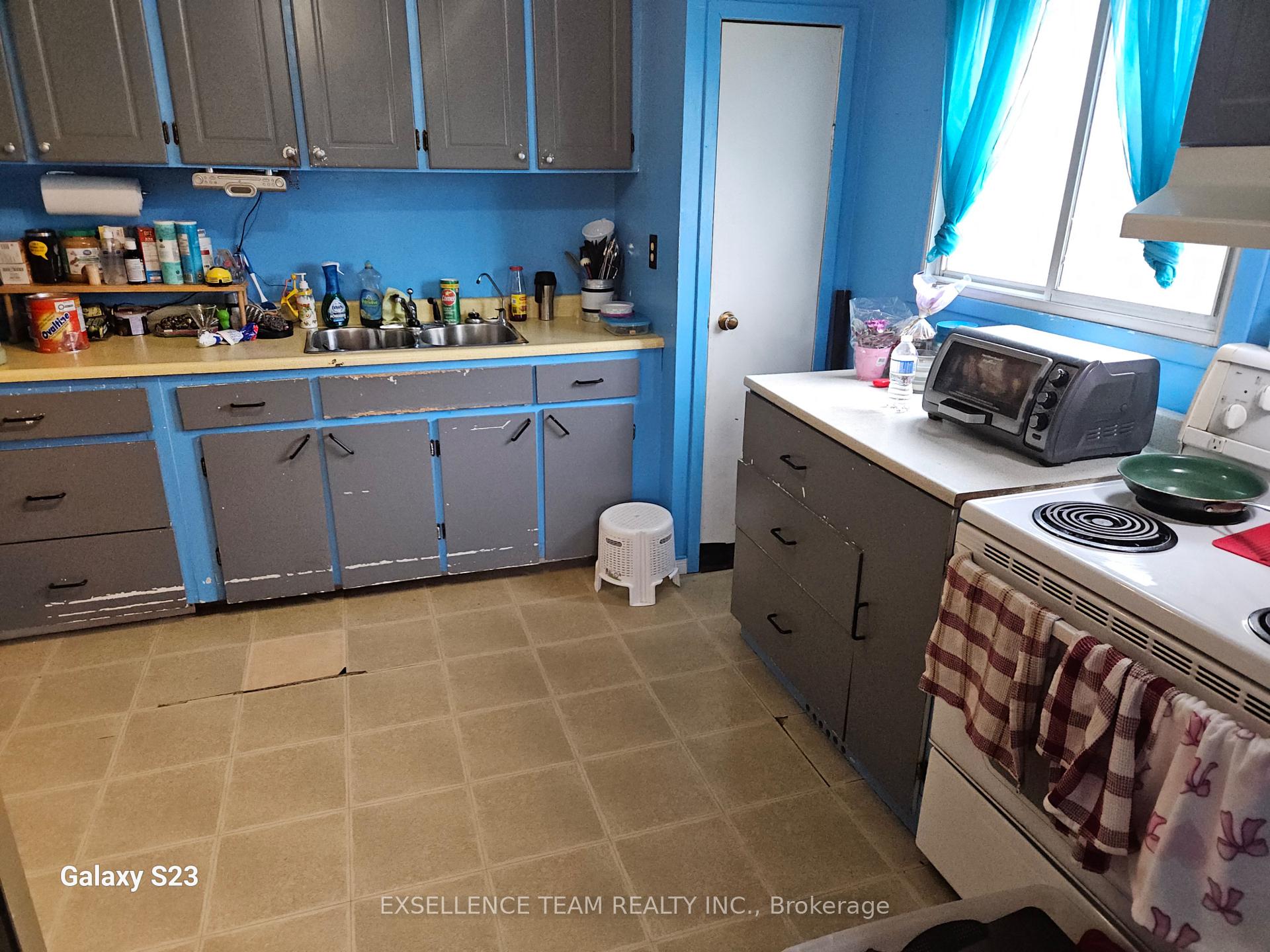 Photo 5 of 335 Brookdale Avenue, Cornwall — HOMEH